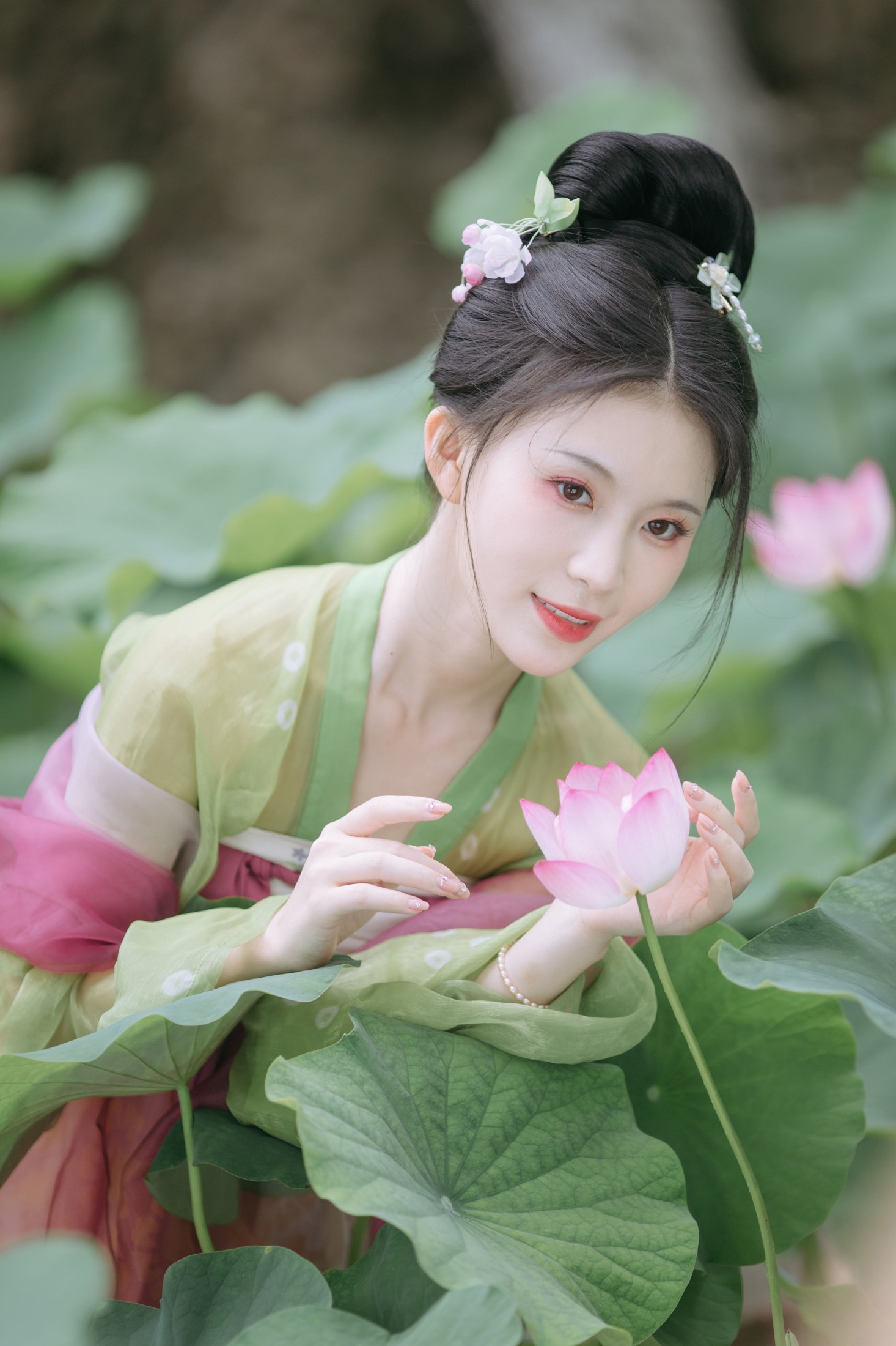 川川 – 《荷塘少女》[33P]