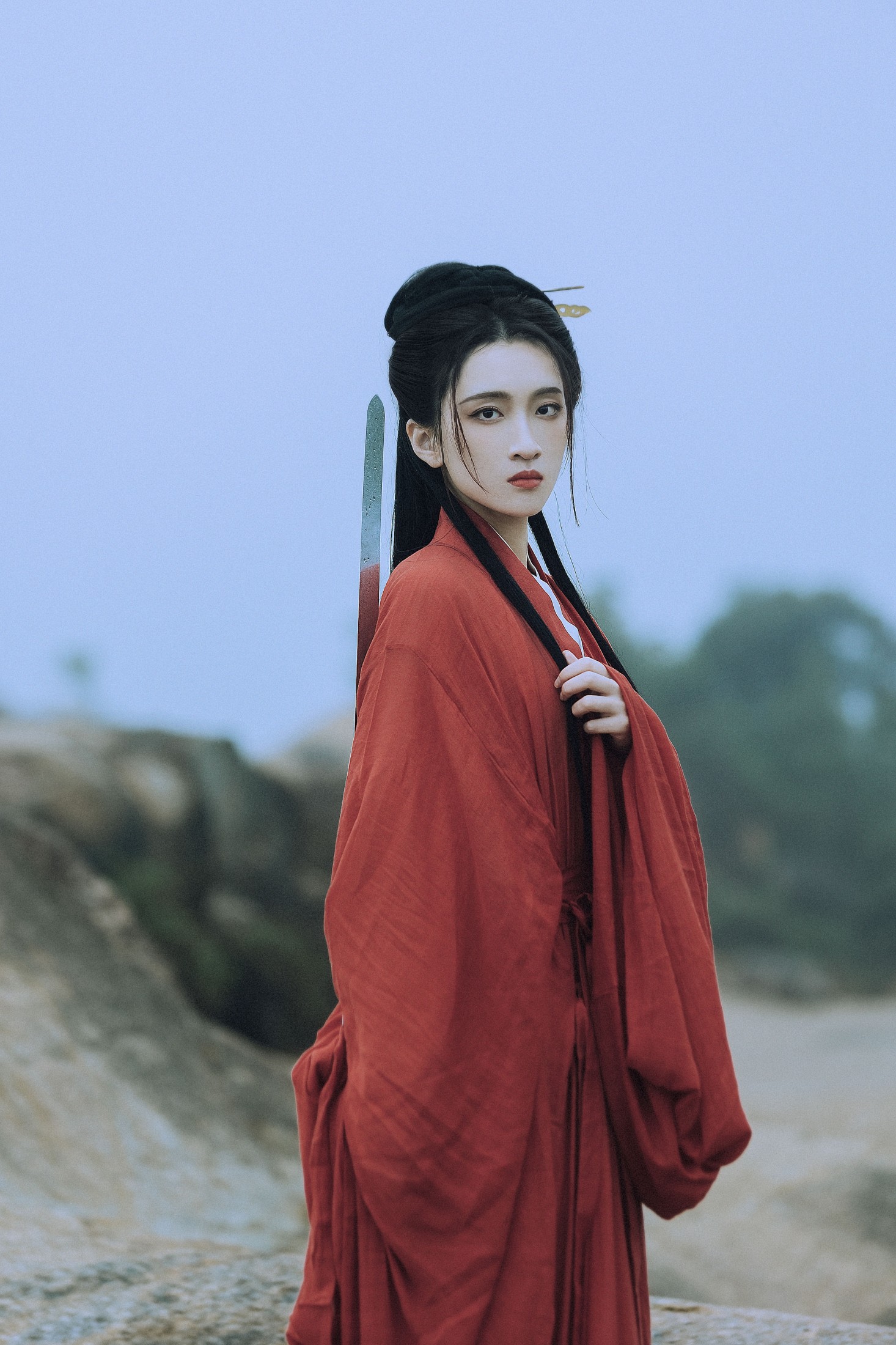 迪尼斯水怪 – 《长剑问情》[32P]