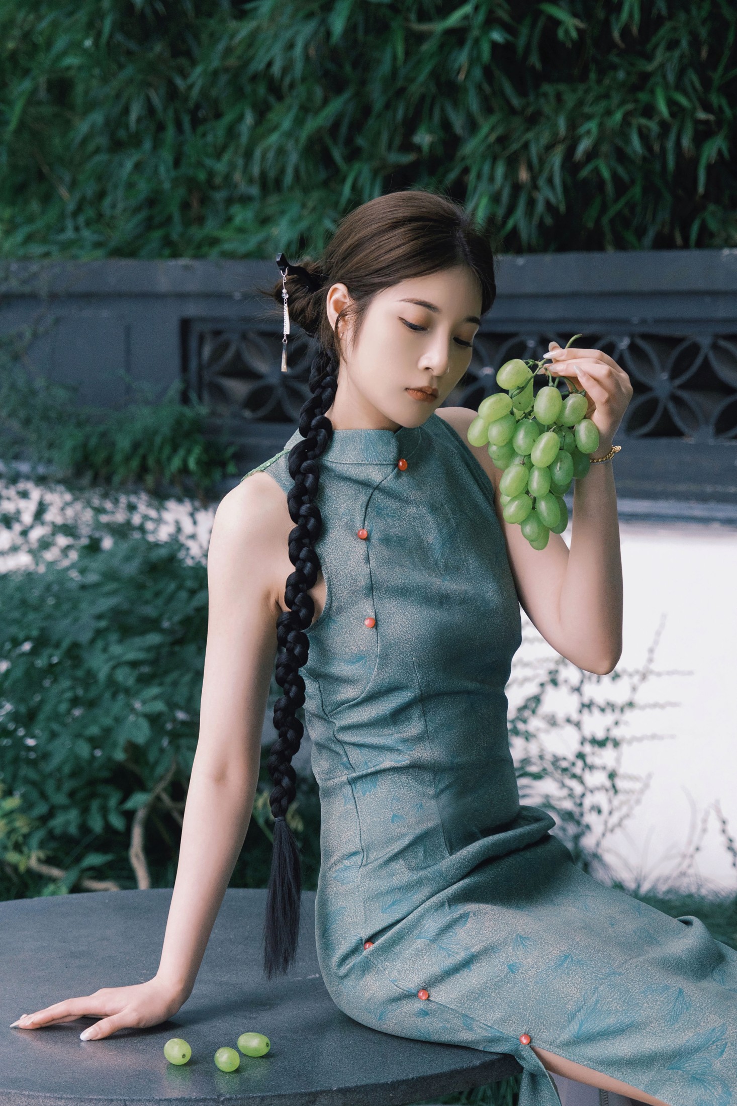 睡觉不眨眼 – 《别苑青提》[30P]