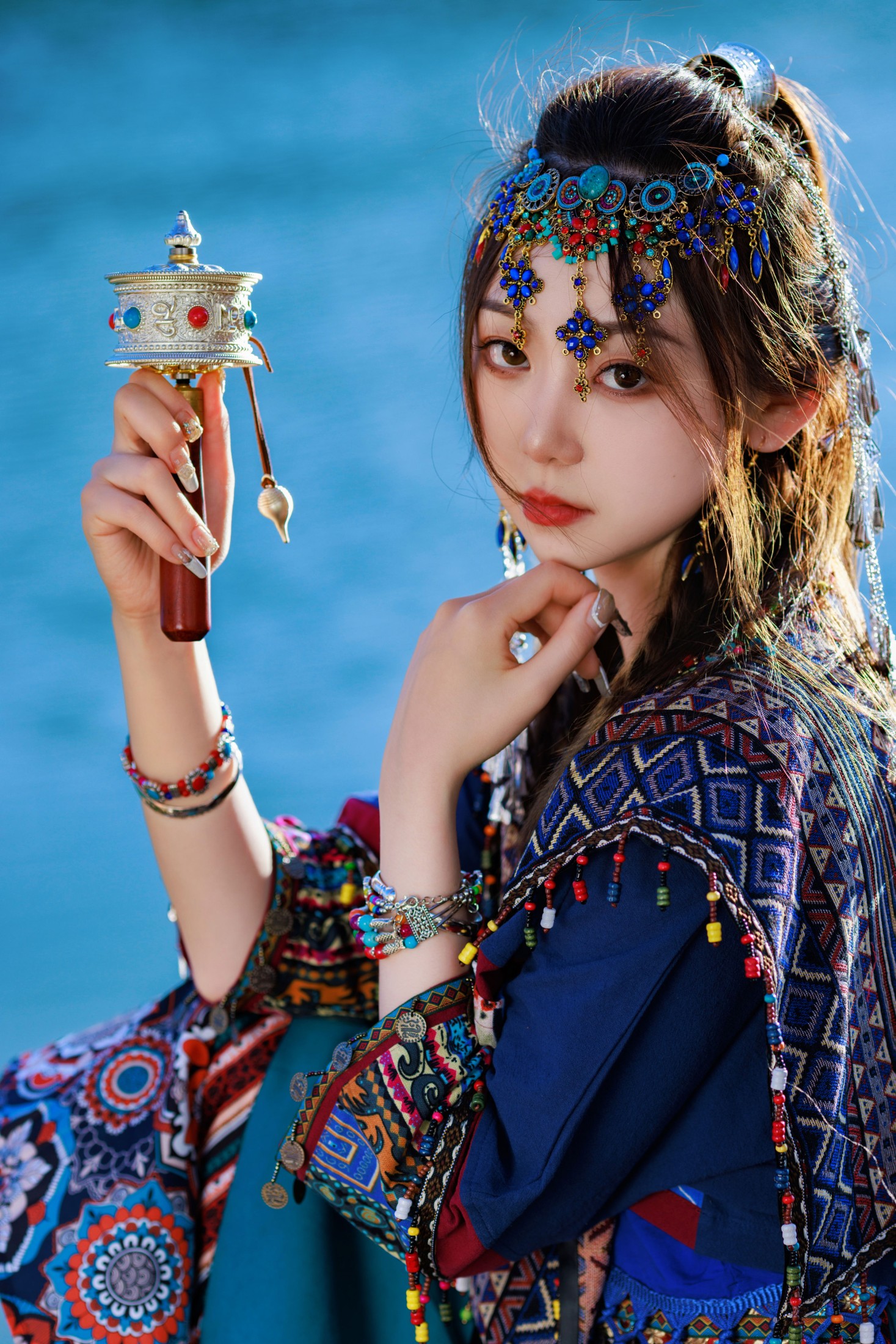 社恐的乱乱 – 《哈萨克少女》[24P]