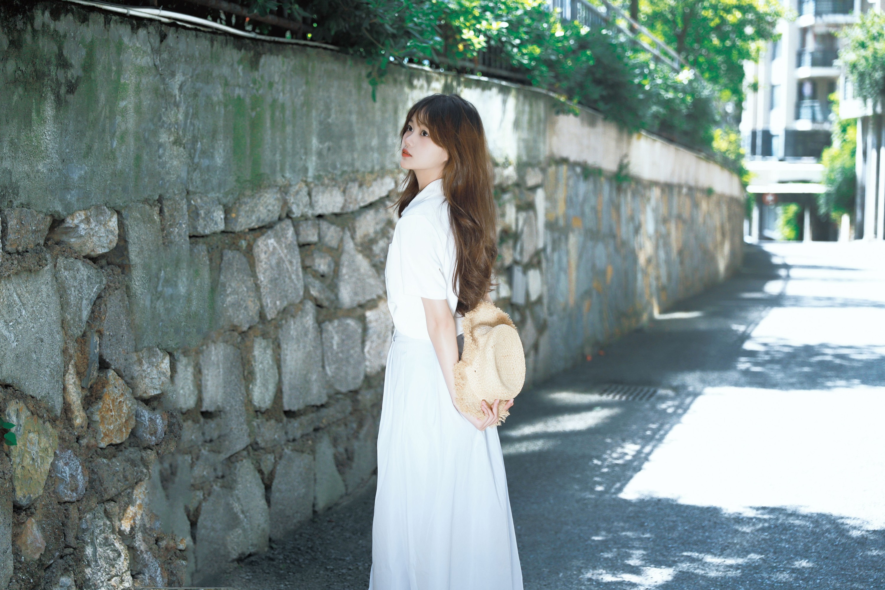 飞翔的企鹅 – 《仲夏》[44P]