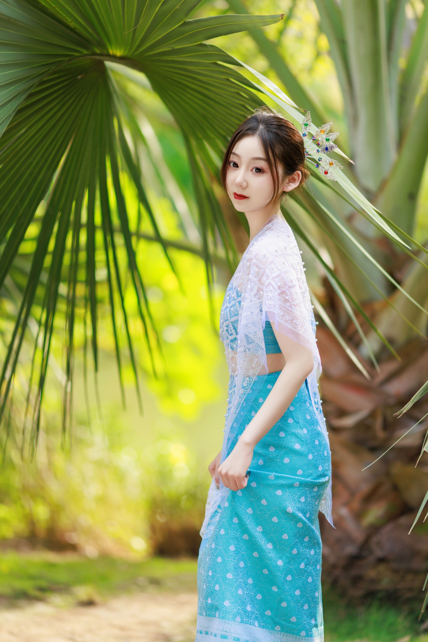 社恐的乱乱 – 《傣族少女》[36P]