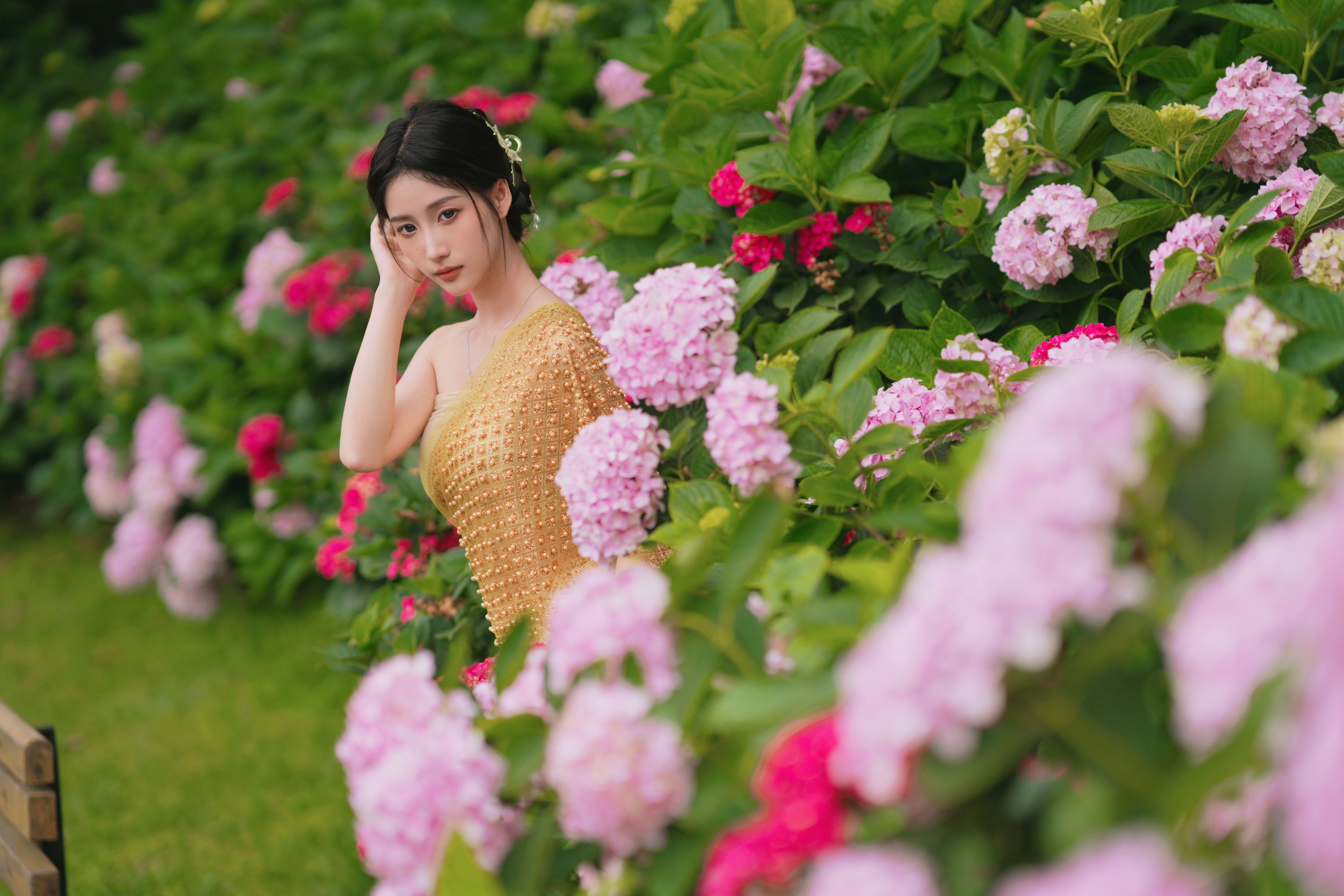 绵绵 – 《傣族少女》[48P]