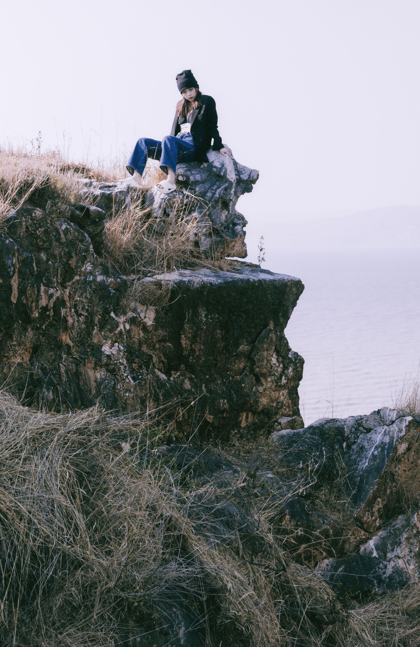 柏霖 – 《去水边看一场日落吧》[22P]