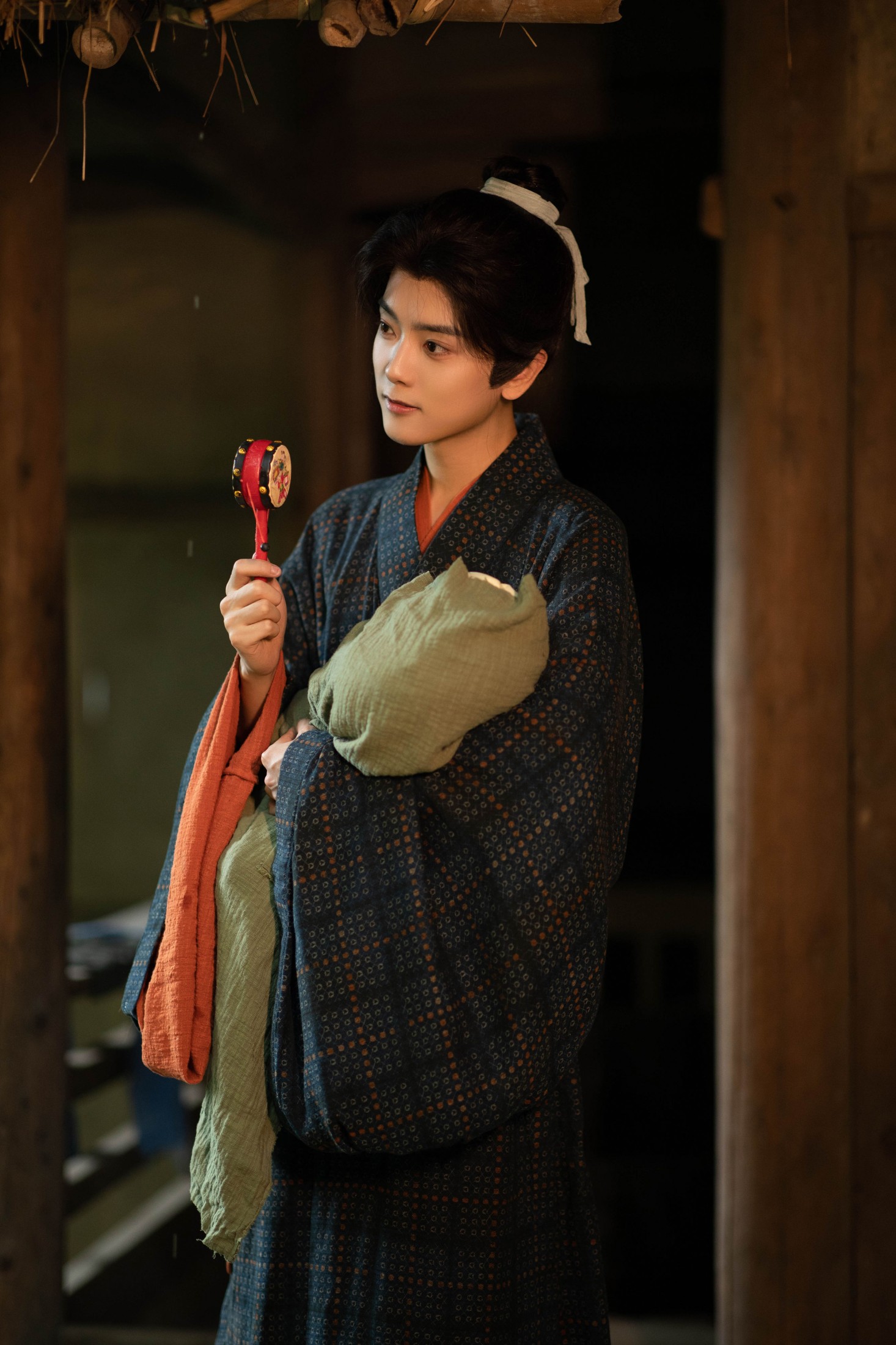 杰桑桑桑_ – 《独亲》[22P]