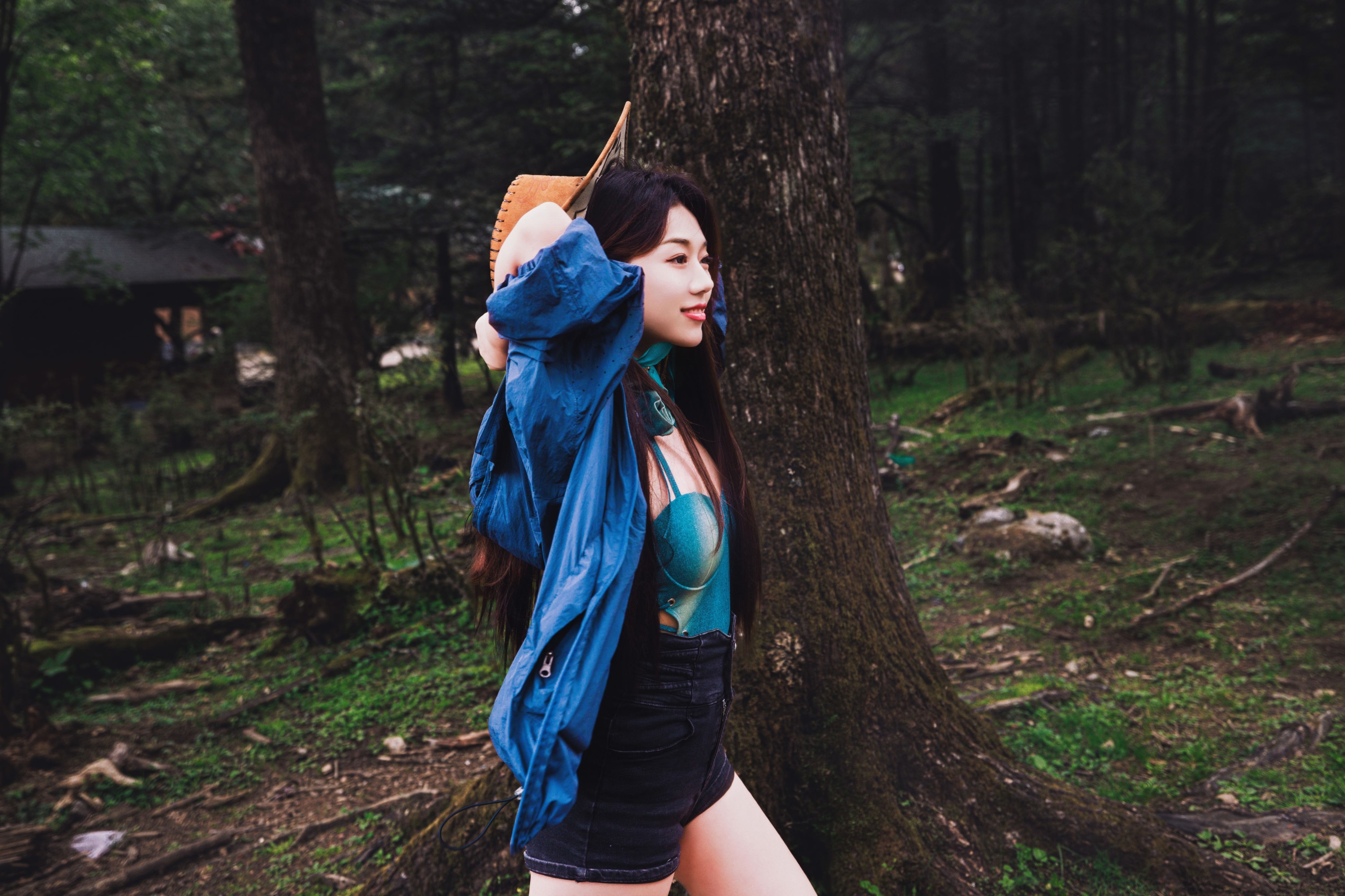 裴同学 – 《秘境森林》[46P]