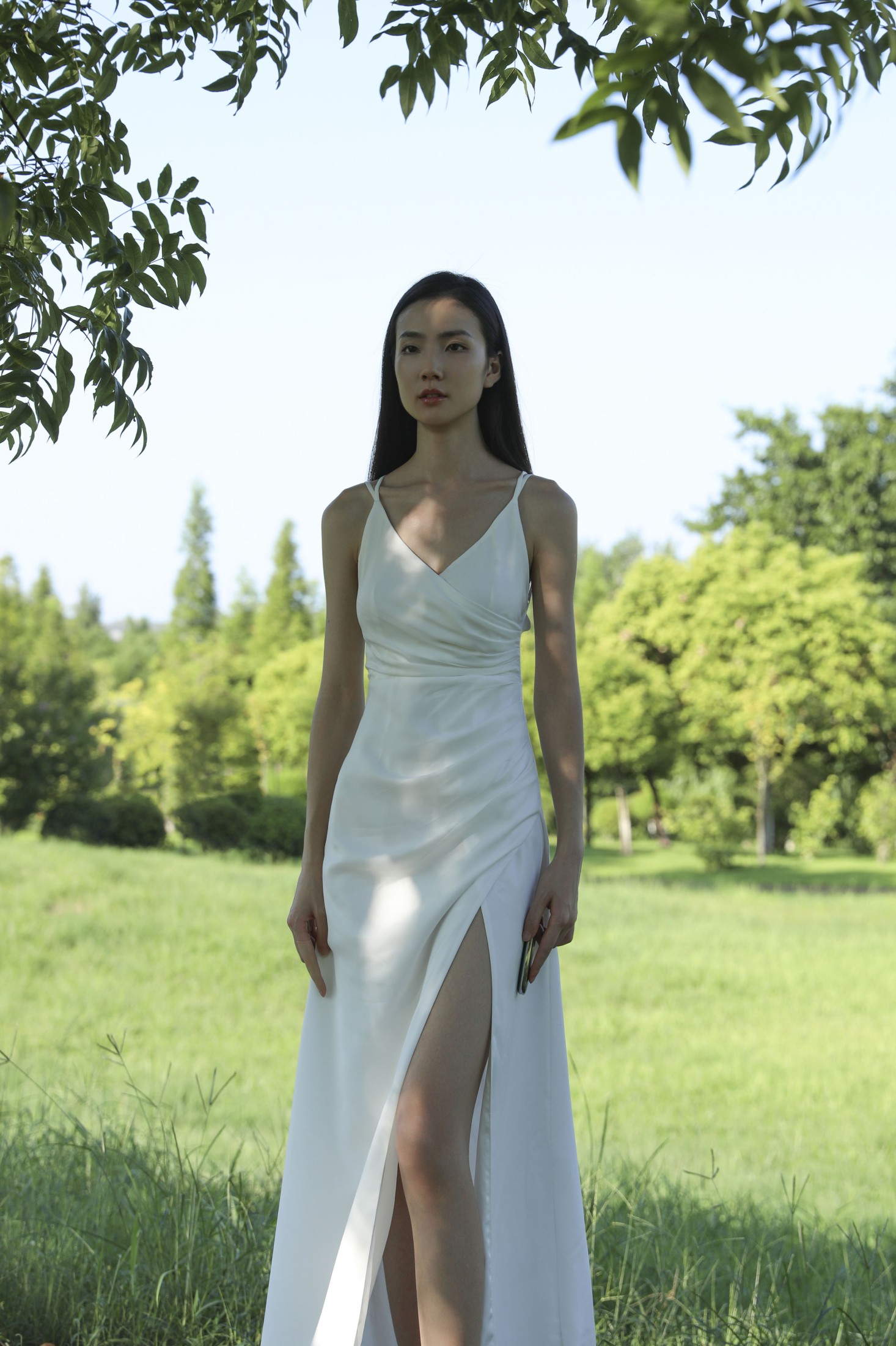 我是小兔 – 《树下》[26P]