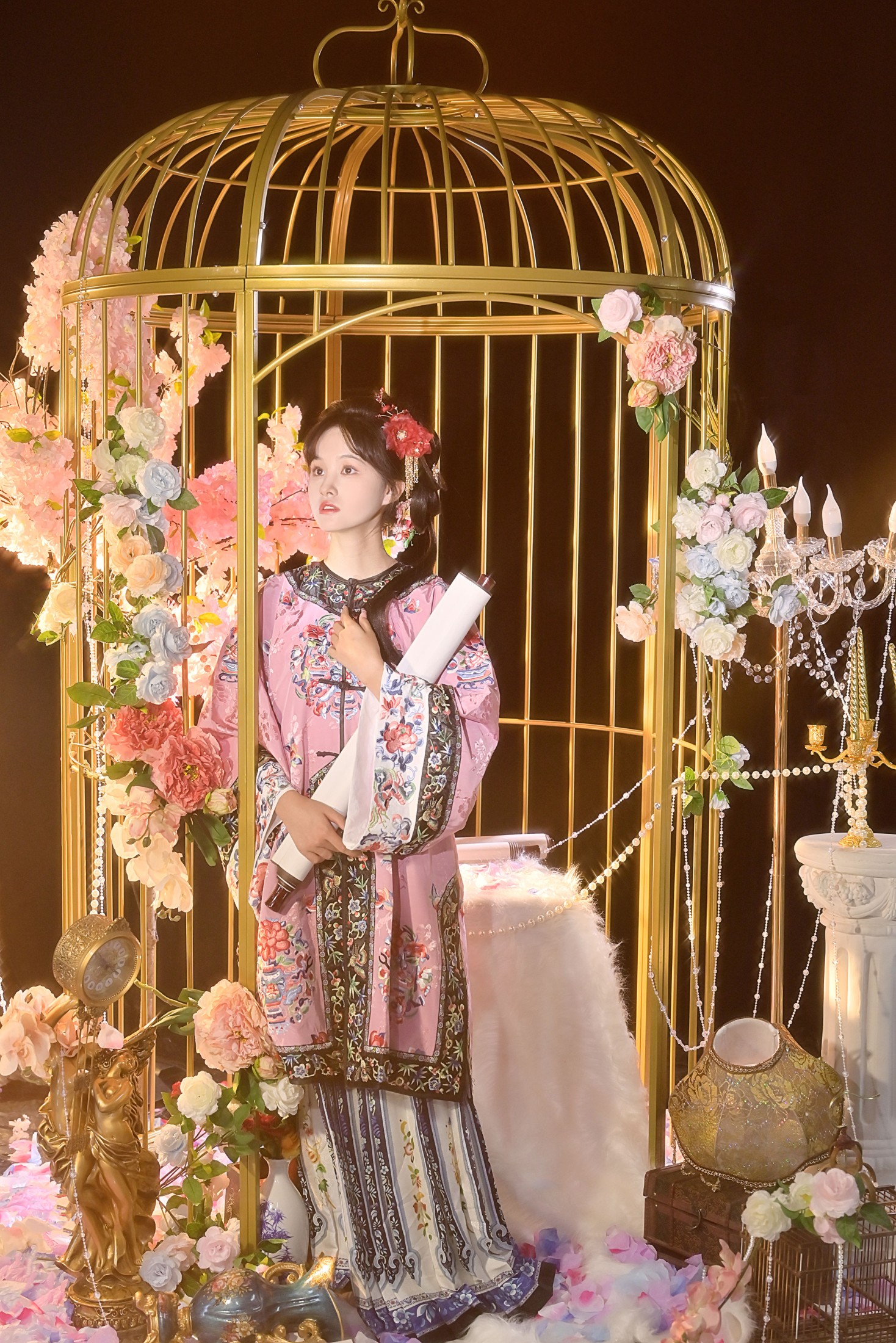 蛋糕杀手 – 《笼中鸟》[27P]