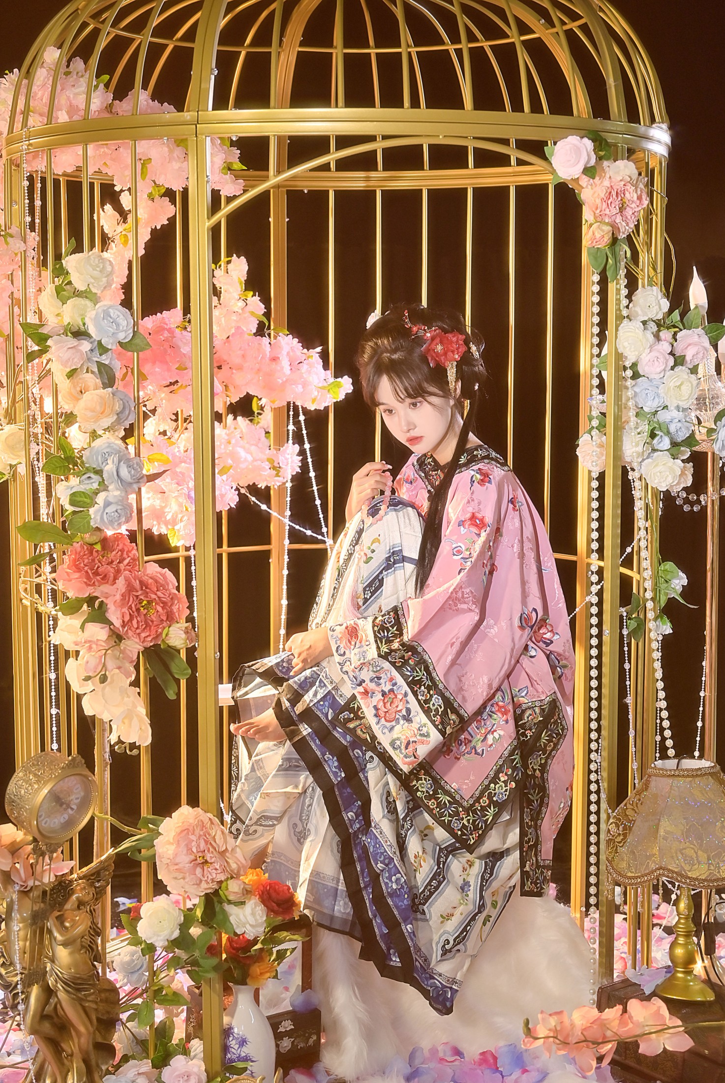 蛋糕杀手 – 《笼中鸟》[27P]