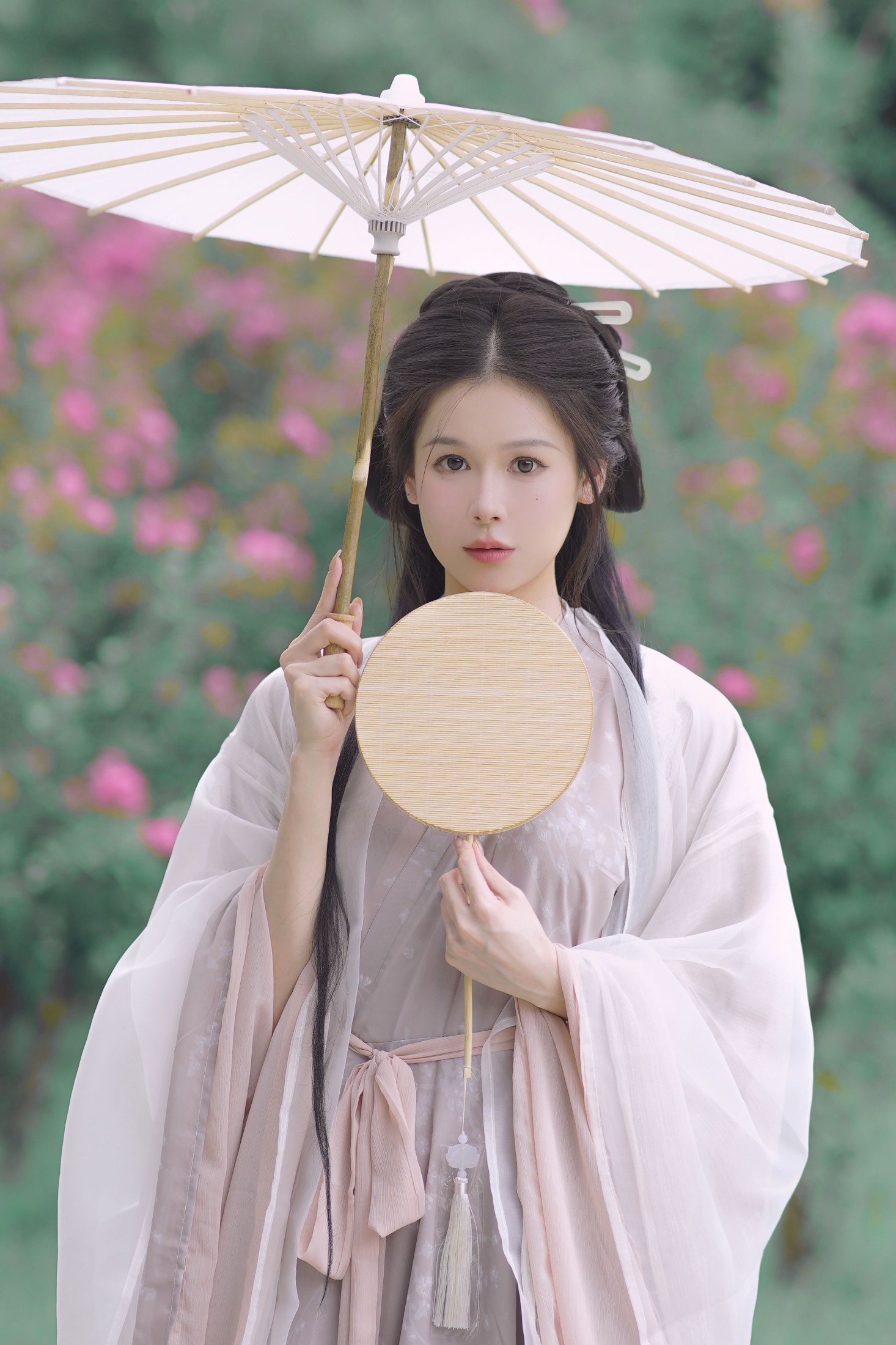 亦亦 – 《寂静许清欢》[22P]