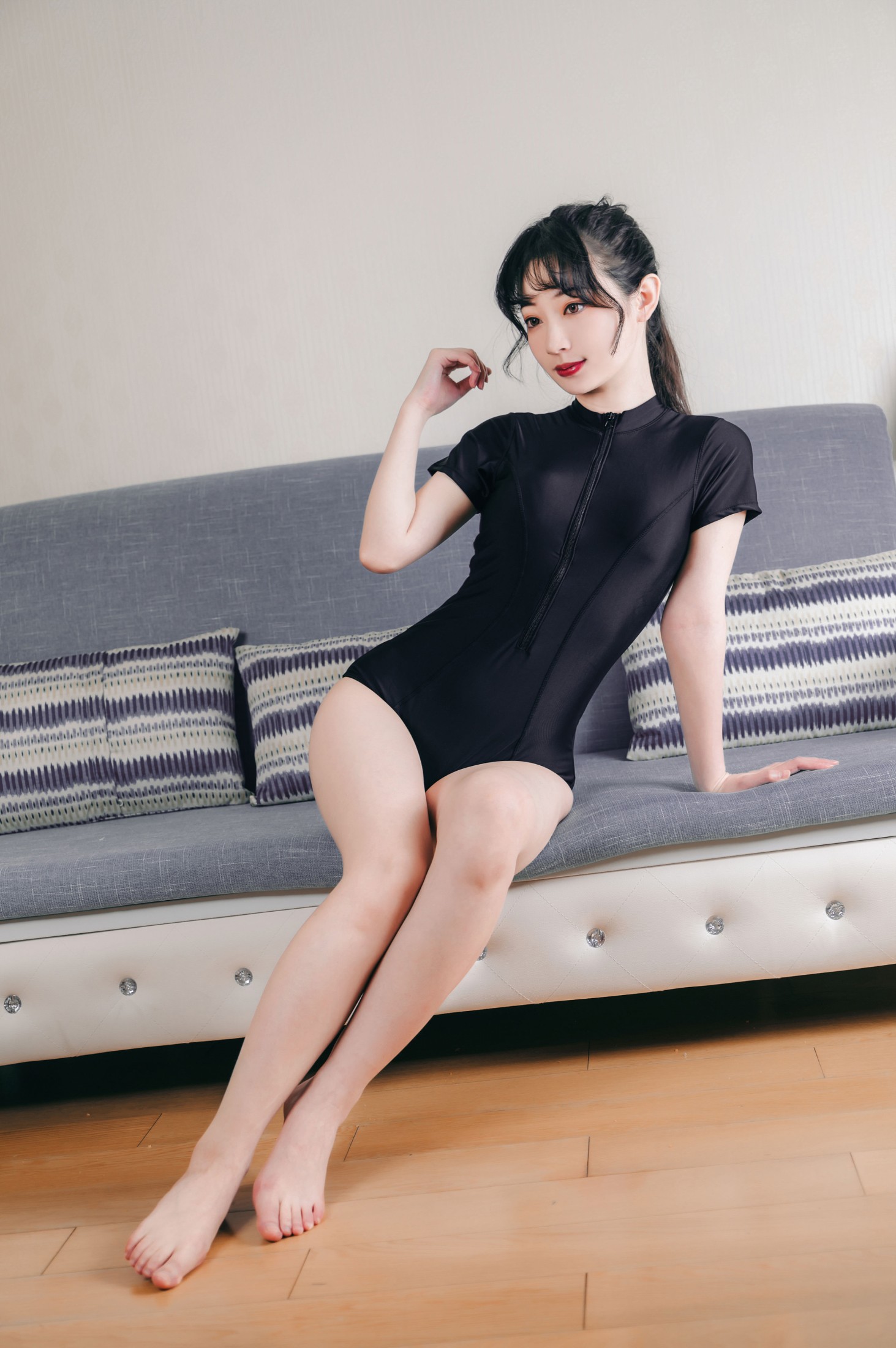 桃墨公子x – 《纯黑的泳衣》[22P]