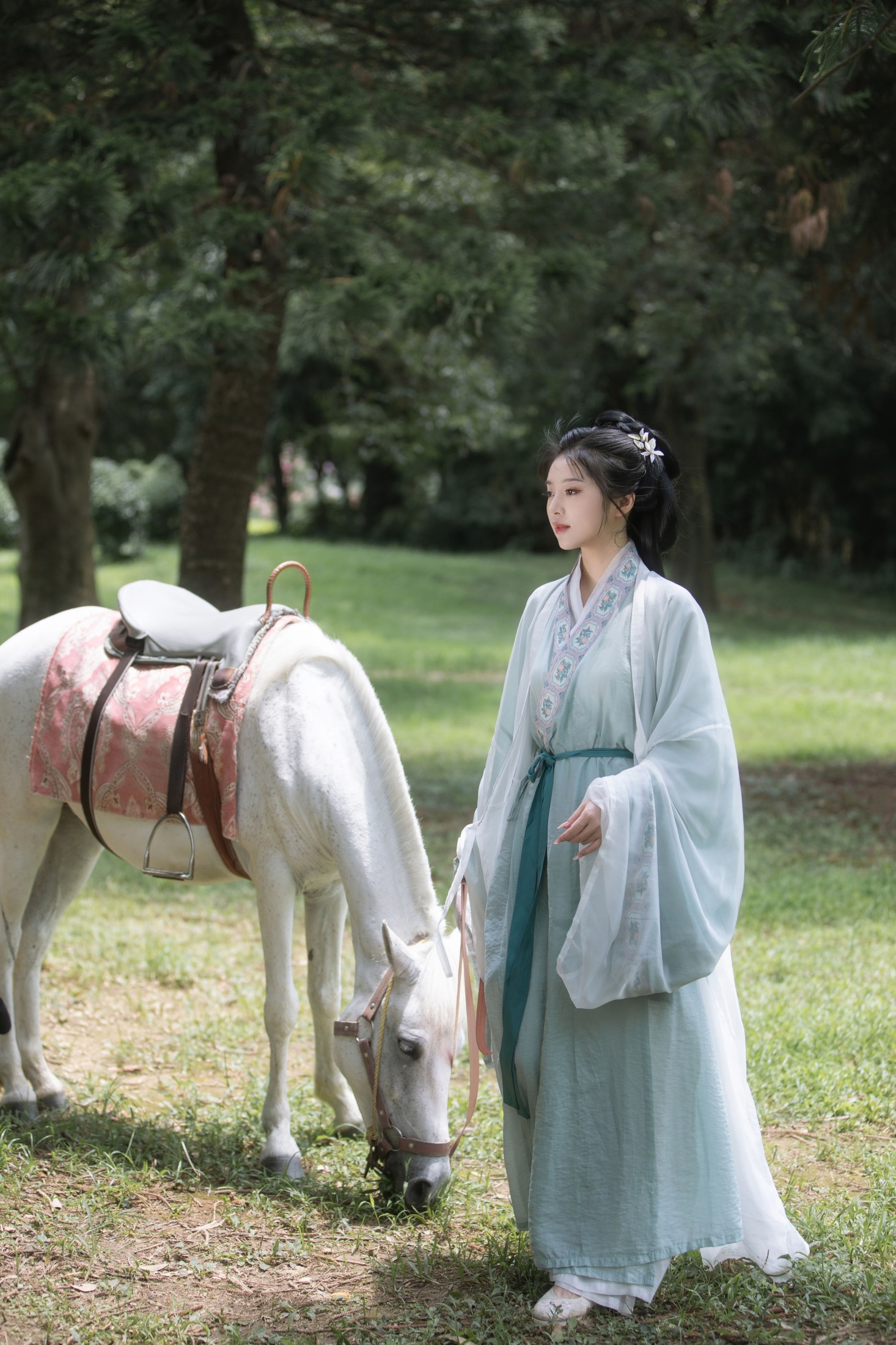 诗诗呀 – 《菡萏香》[22P]