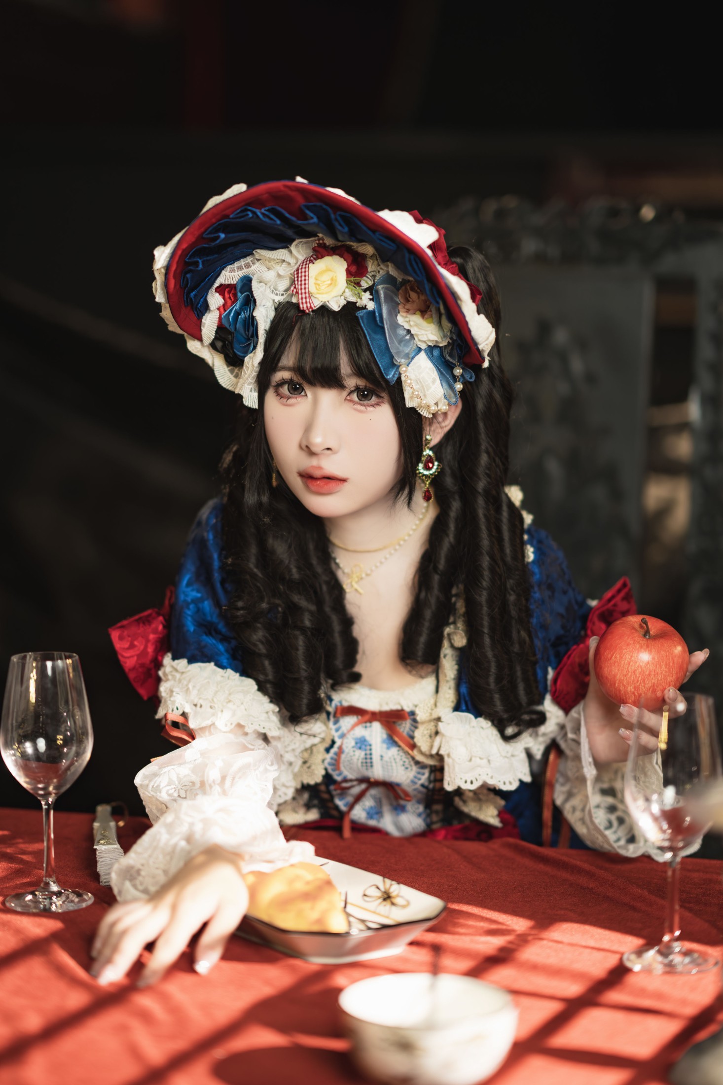 椿卷梦游中 – 《白雪姬的茶会》[22P]