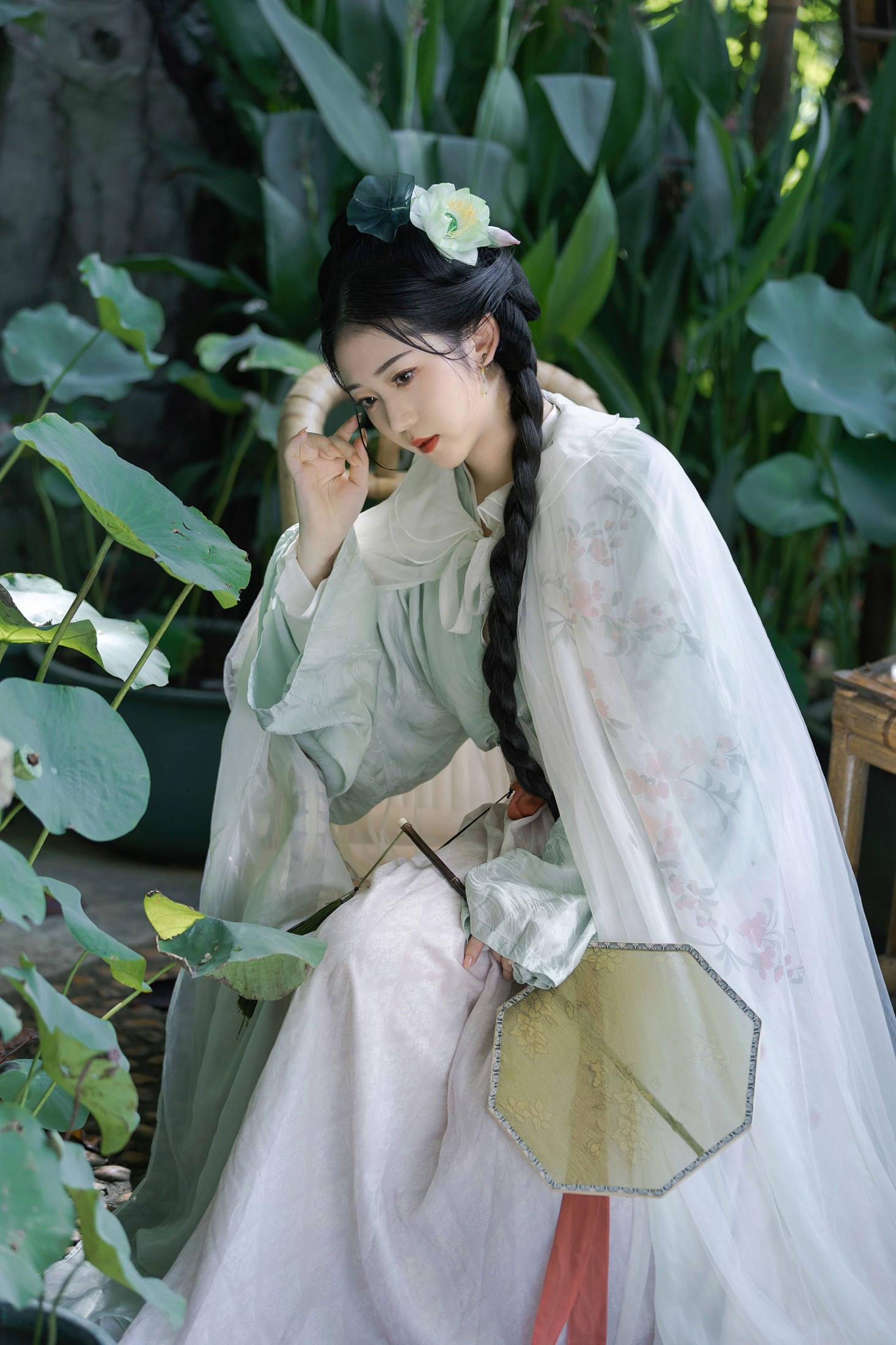 沉诗思 – 《雨荷》[38P]