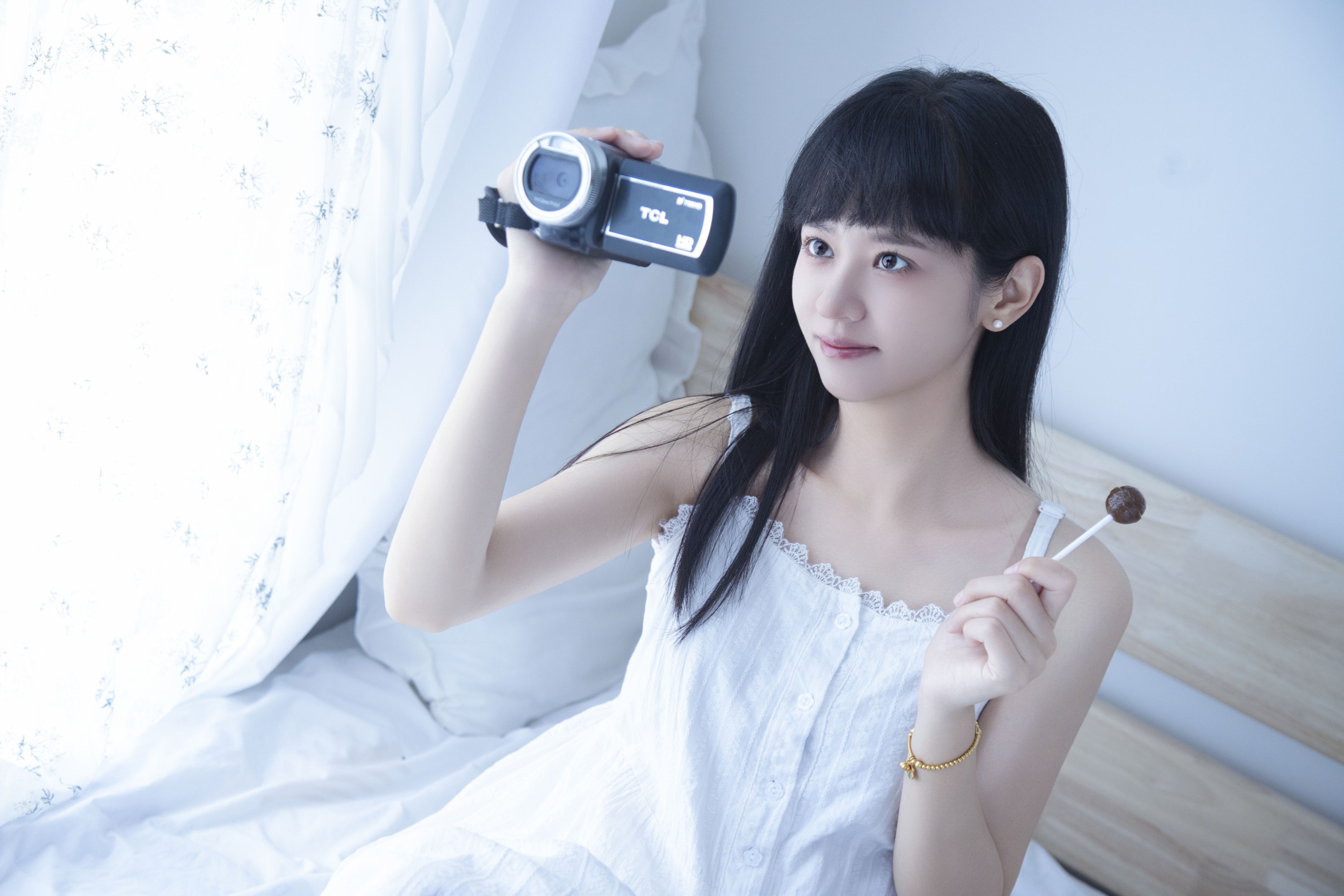 摆渡人 – 《少女和西瓜》[22P]