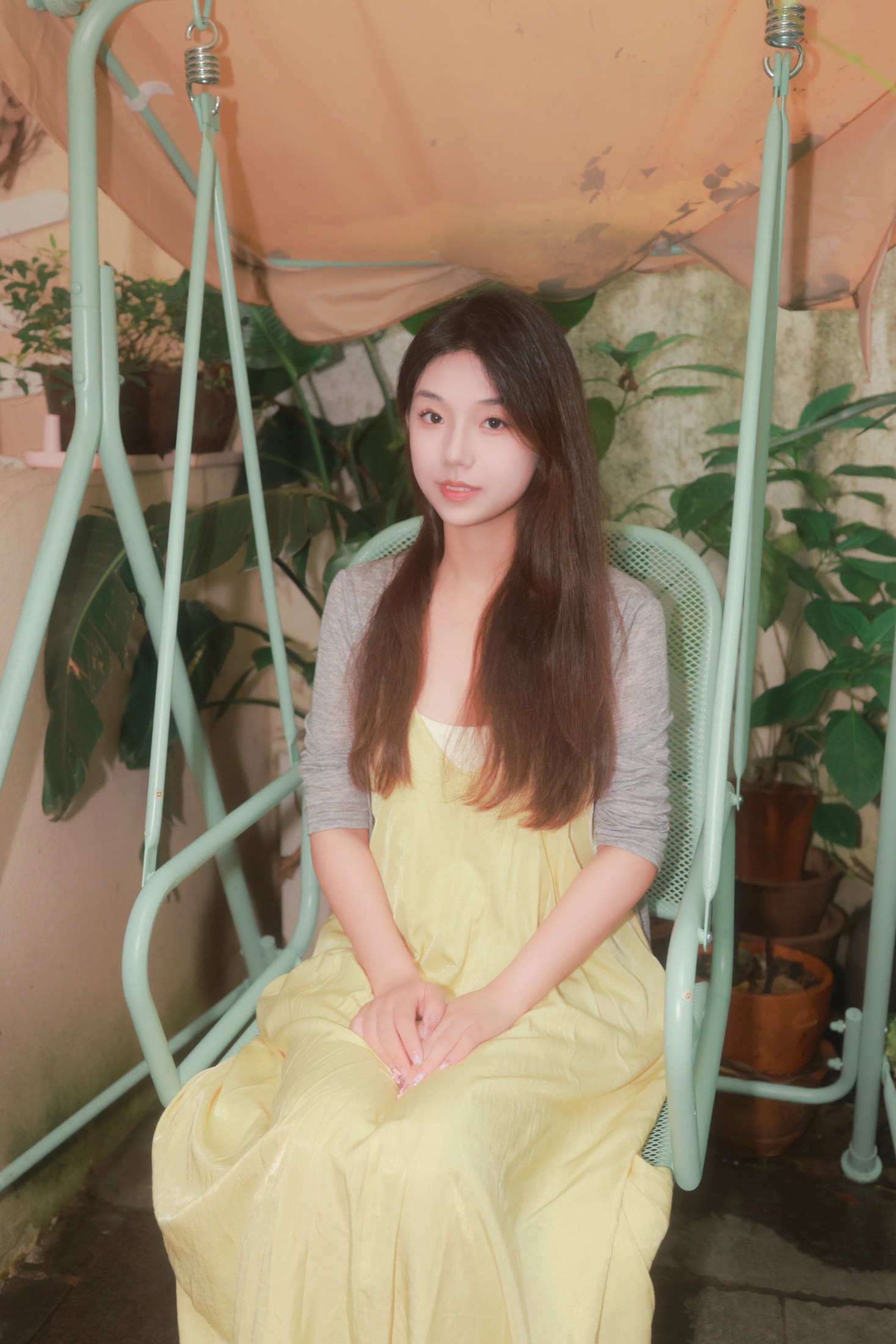 裴同学 – 《雨后米芽》[53P]