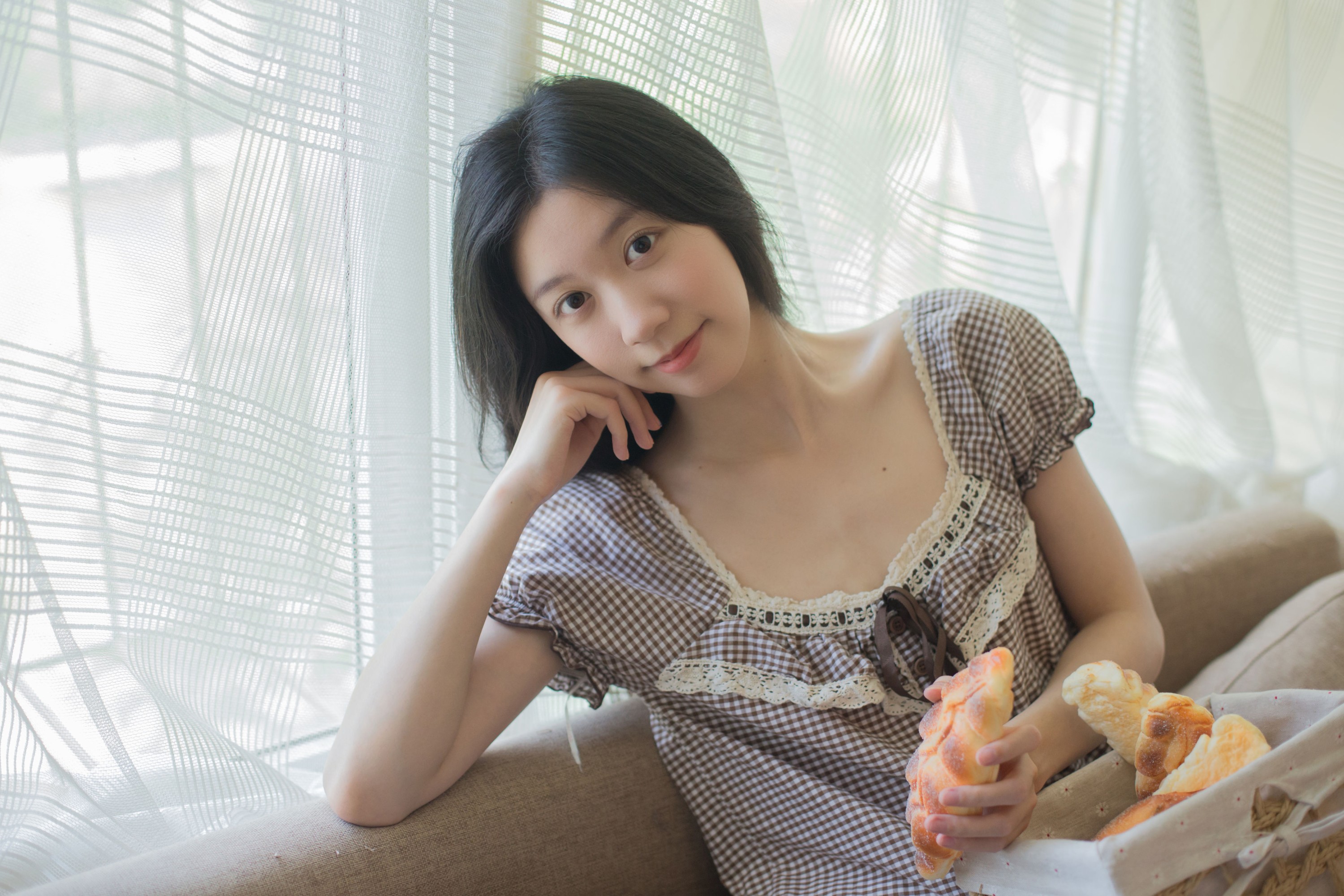 饲猫少女- – 《要吃布丁吗》[34P]