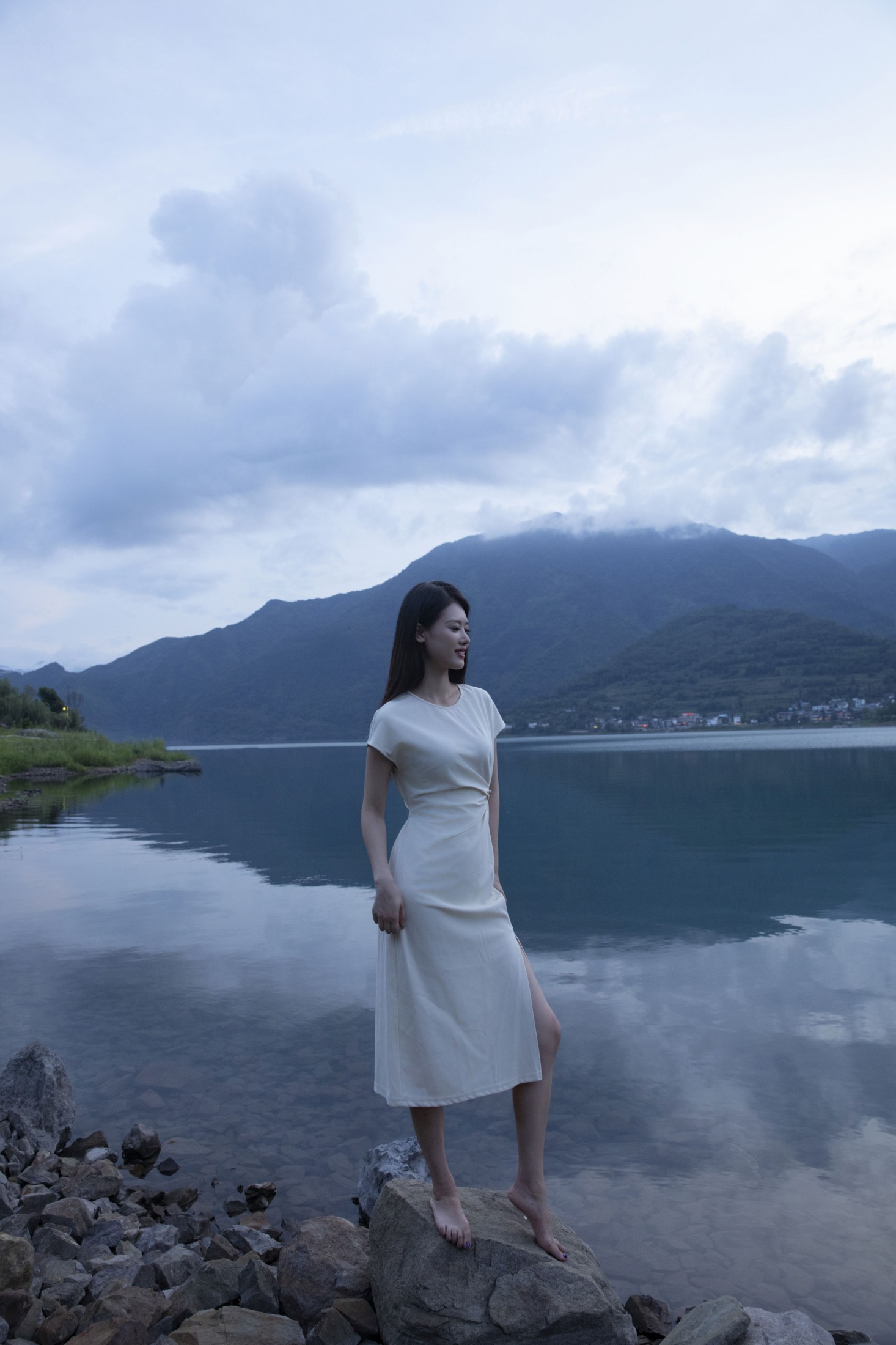 Chenaling_CL – 《湖》[23P]