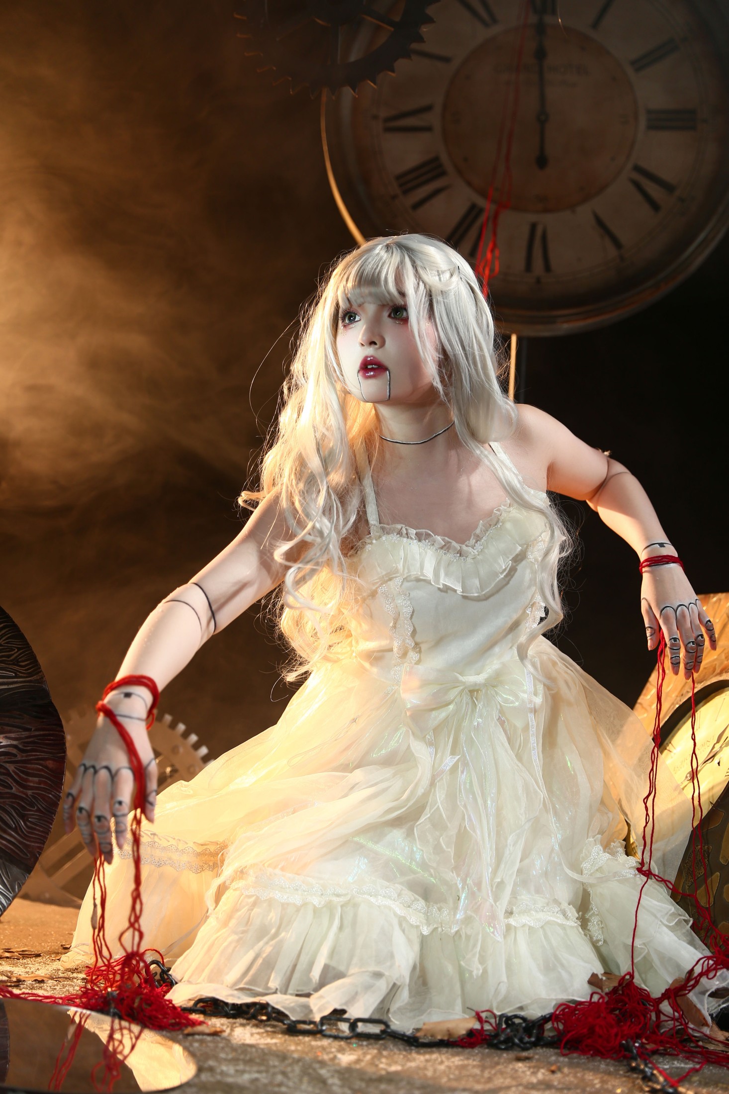 冯玉憬 – 《社会时钟》[30P]