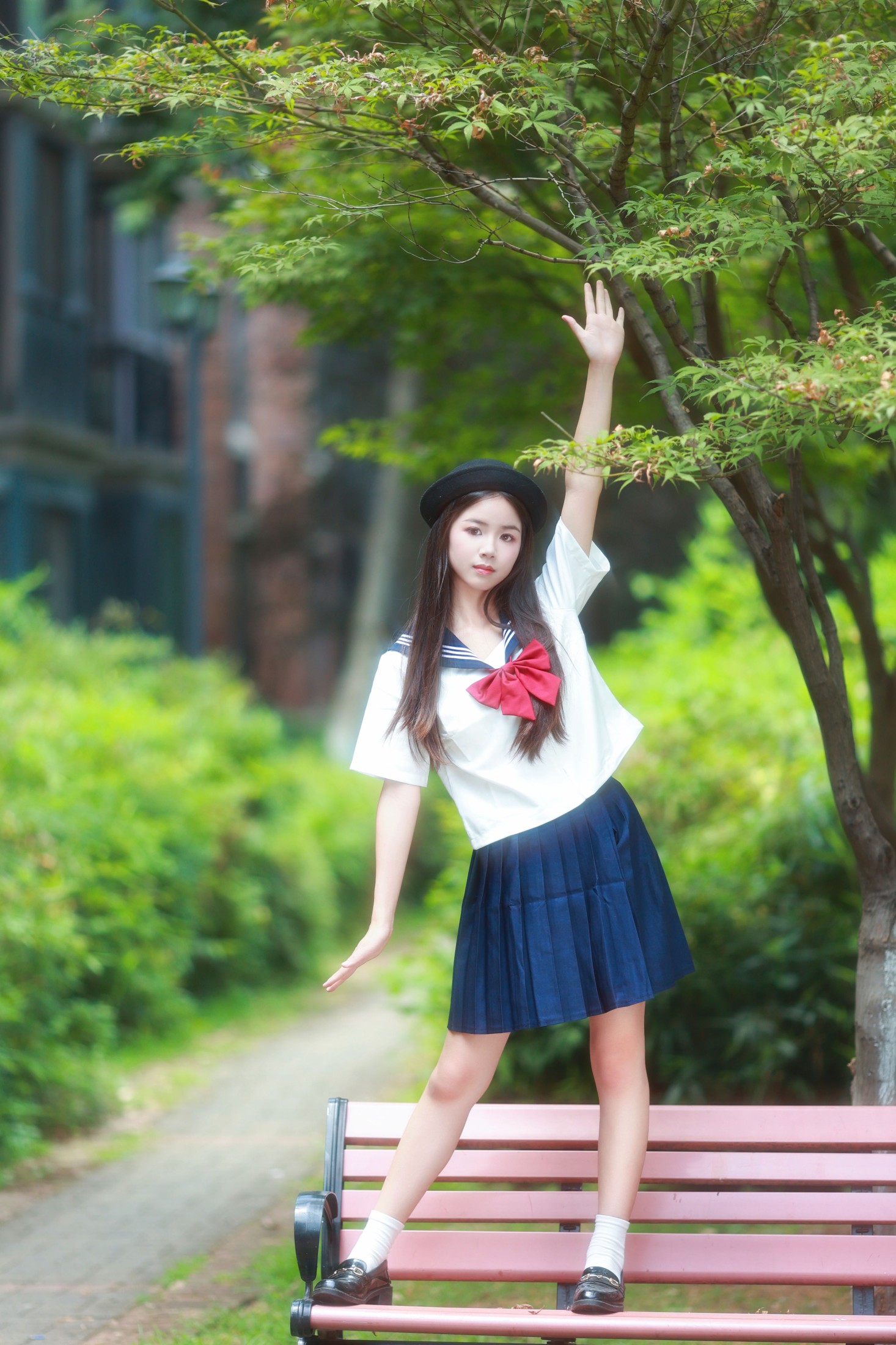 小杜同学 – 《树荫之下》[35P]