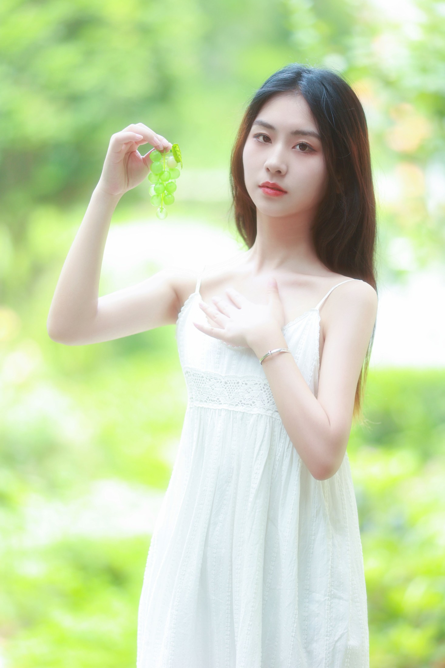 萦绕 – 《盛夏葡萄》[26P]