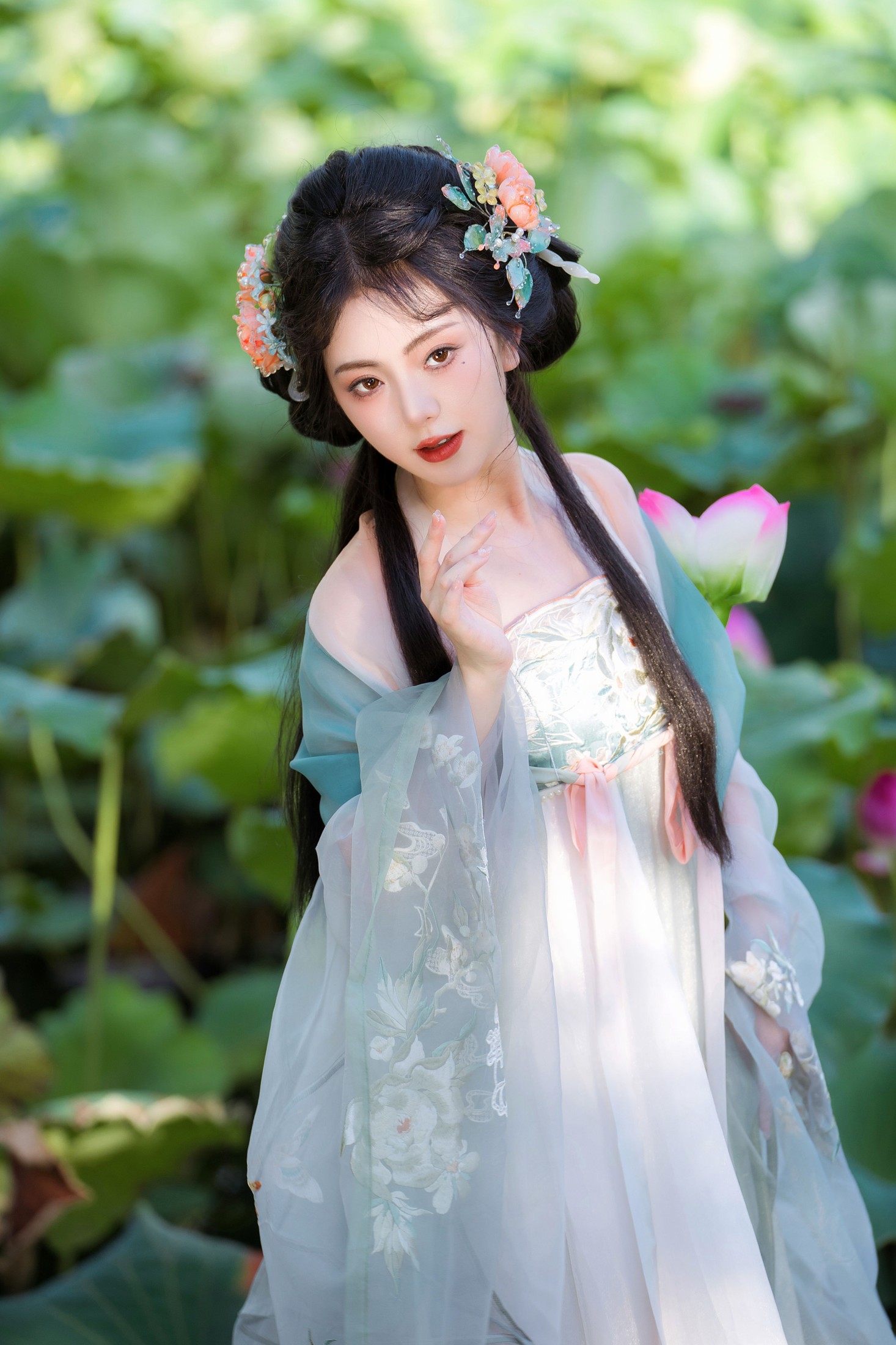 千雪呀 – 《芙蕖》[30P]