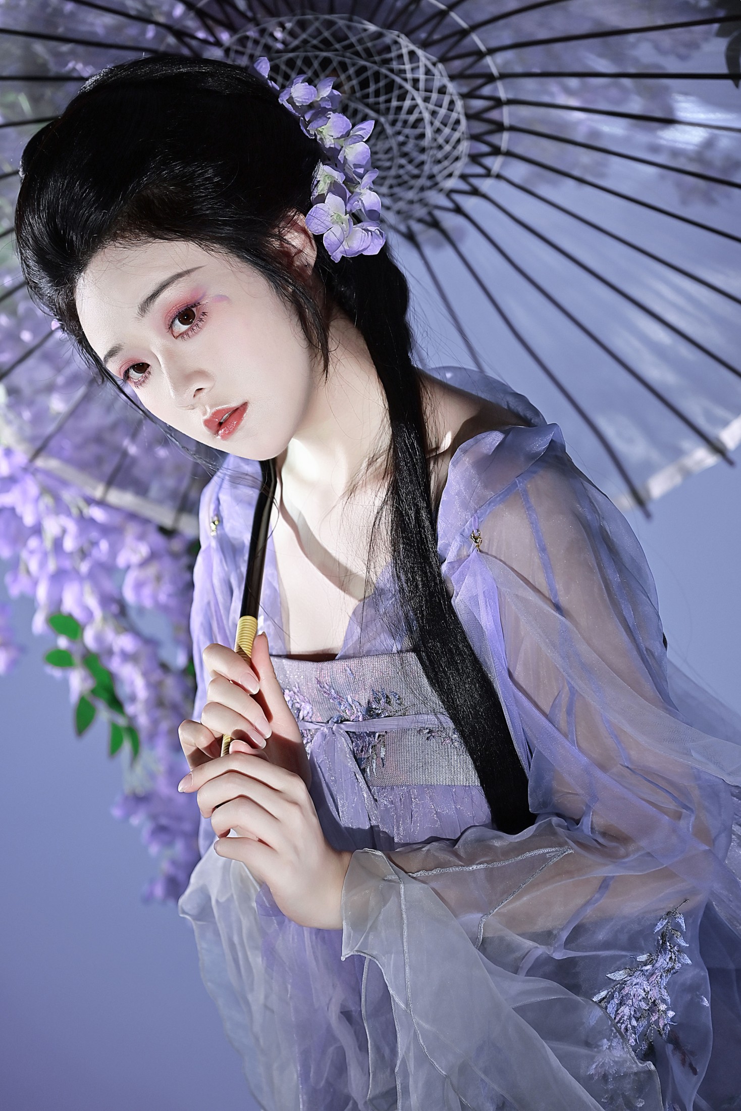 神赐杏杏 – 《紫藤少女》[22P]