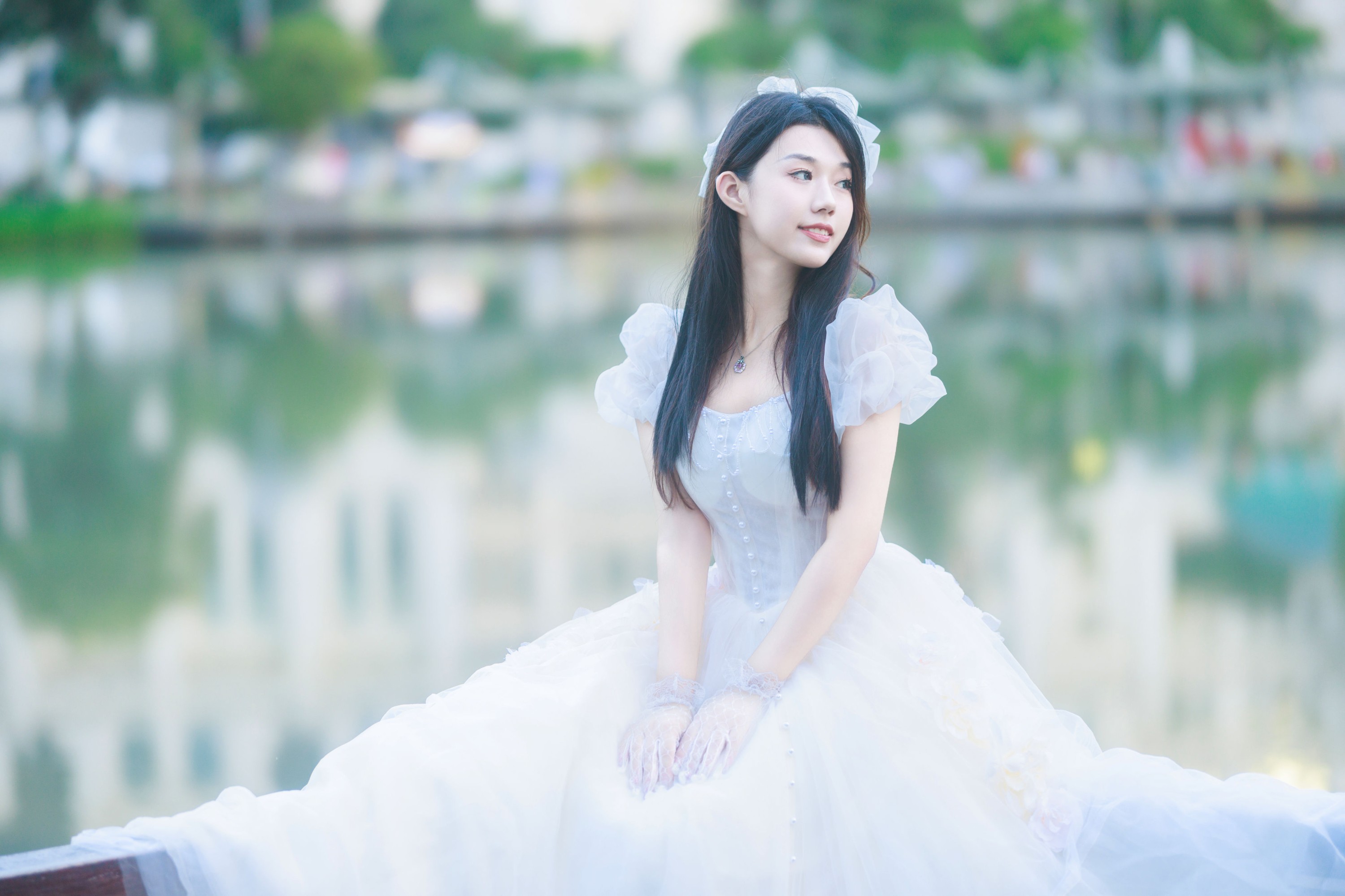 裴同学 – 《游花果园》[25P]