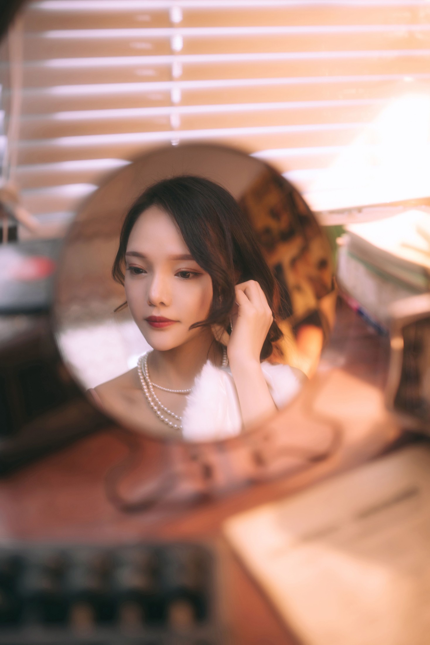 莫美丽 – 《詞不達意》[36P]