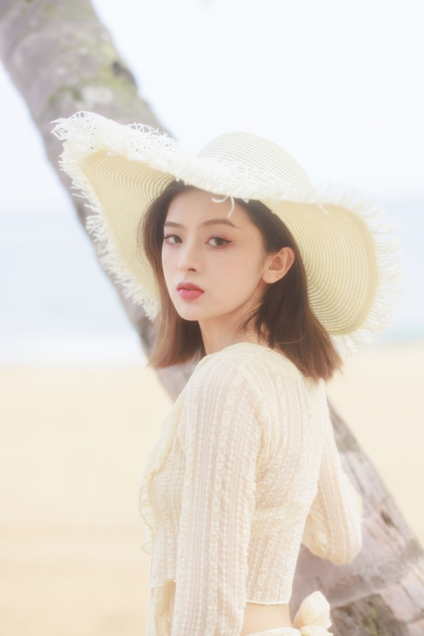 张张包 – 《海边辣妹》[33P]