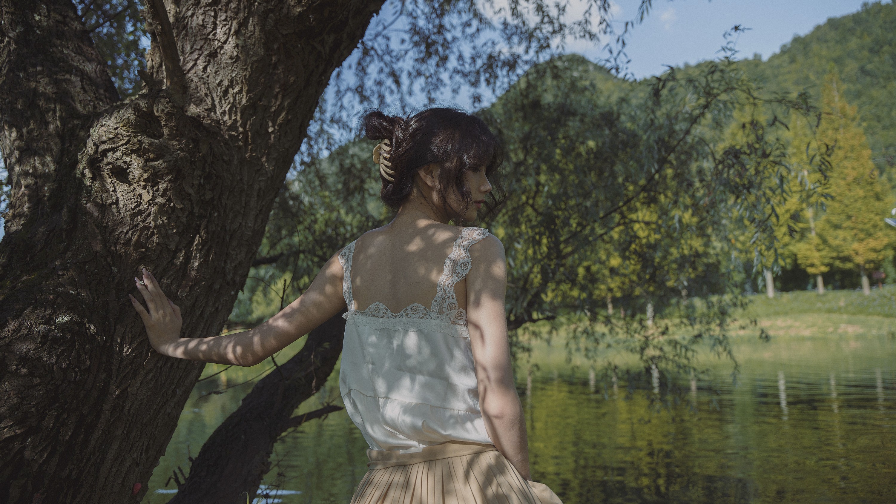 姜姜 – 《愿化身成岸边的一朵花》[36P]