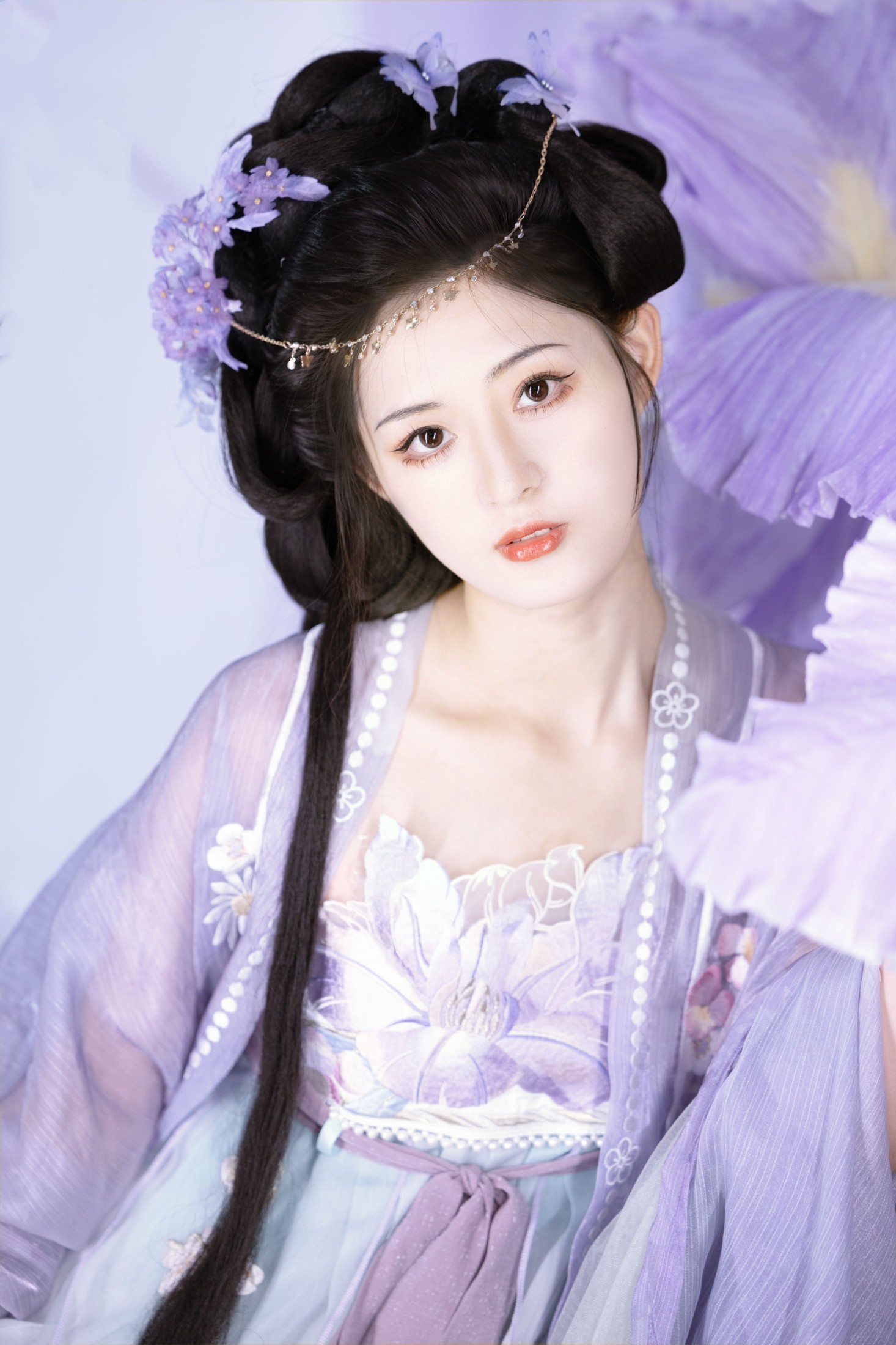 芋媛一碗 – 《紫鸢尾》[22P]