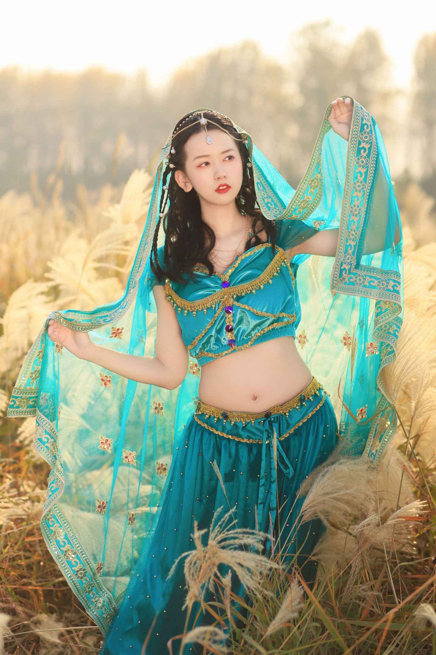 侧耳倾心听 – 《西域少女》[35P]