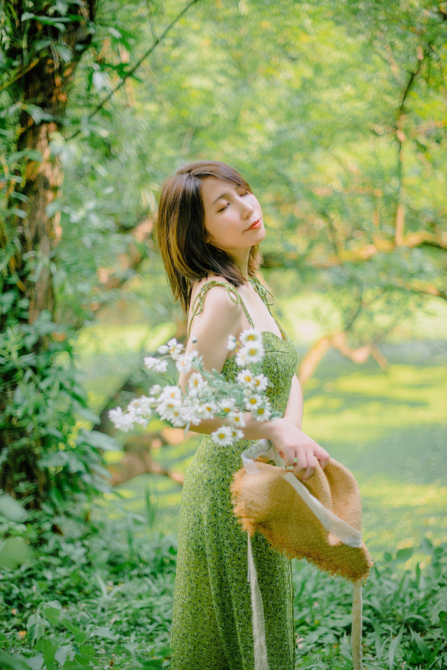 Zzz – 《绿裙摆》[29P]