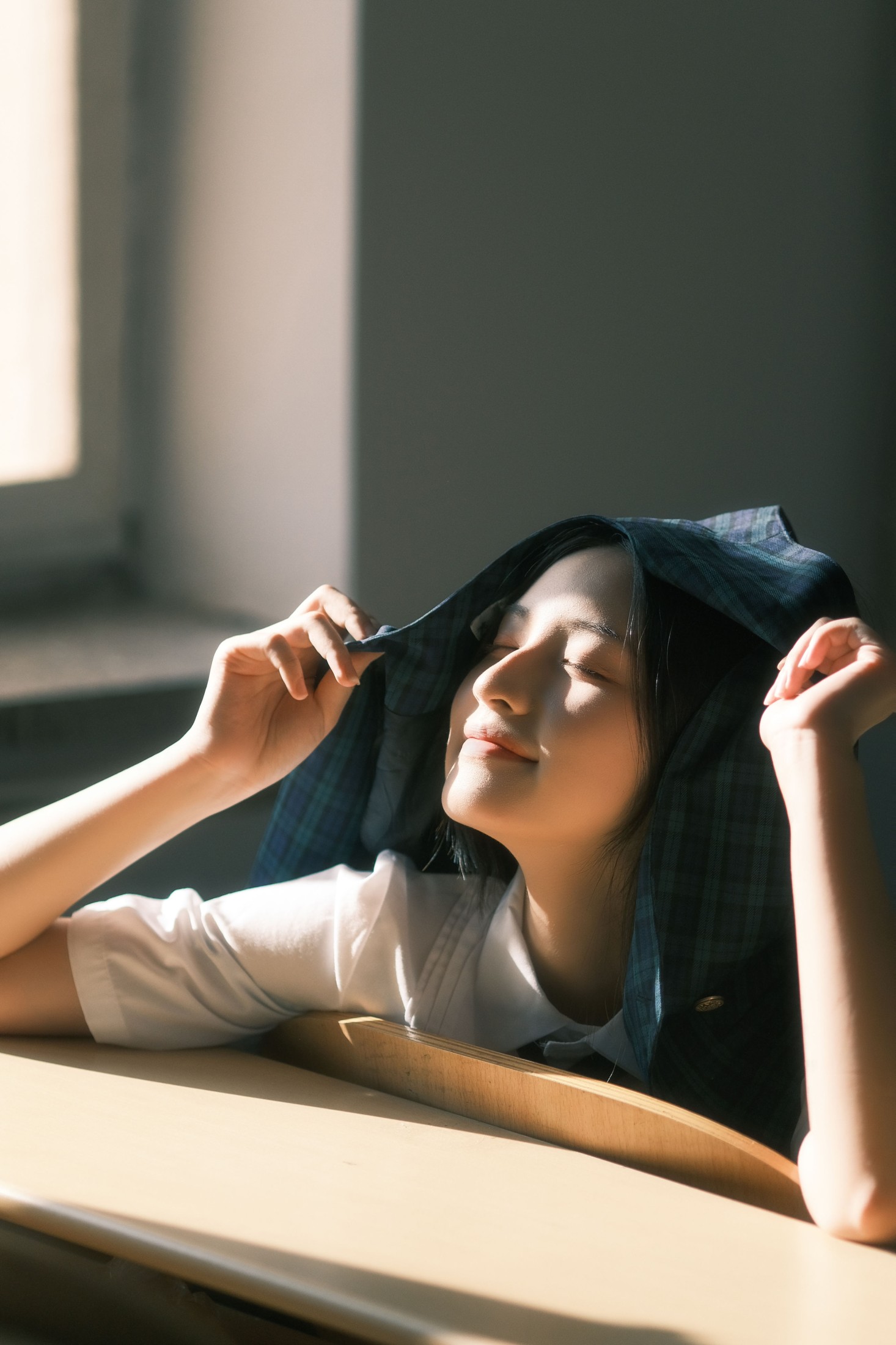 宿白 – 《等你下课》[28P]