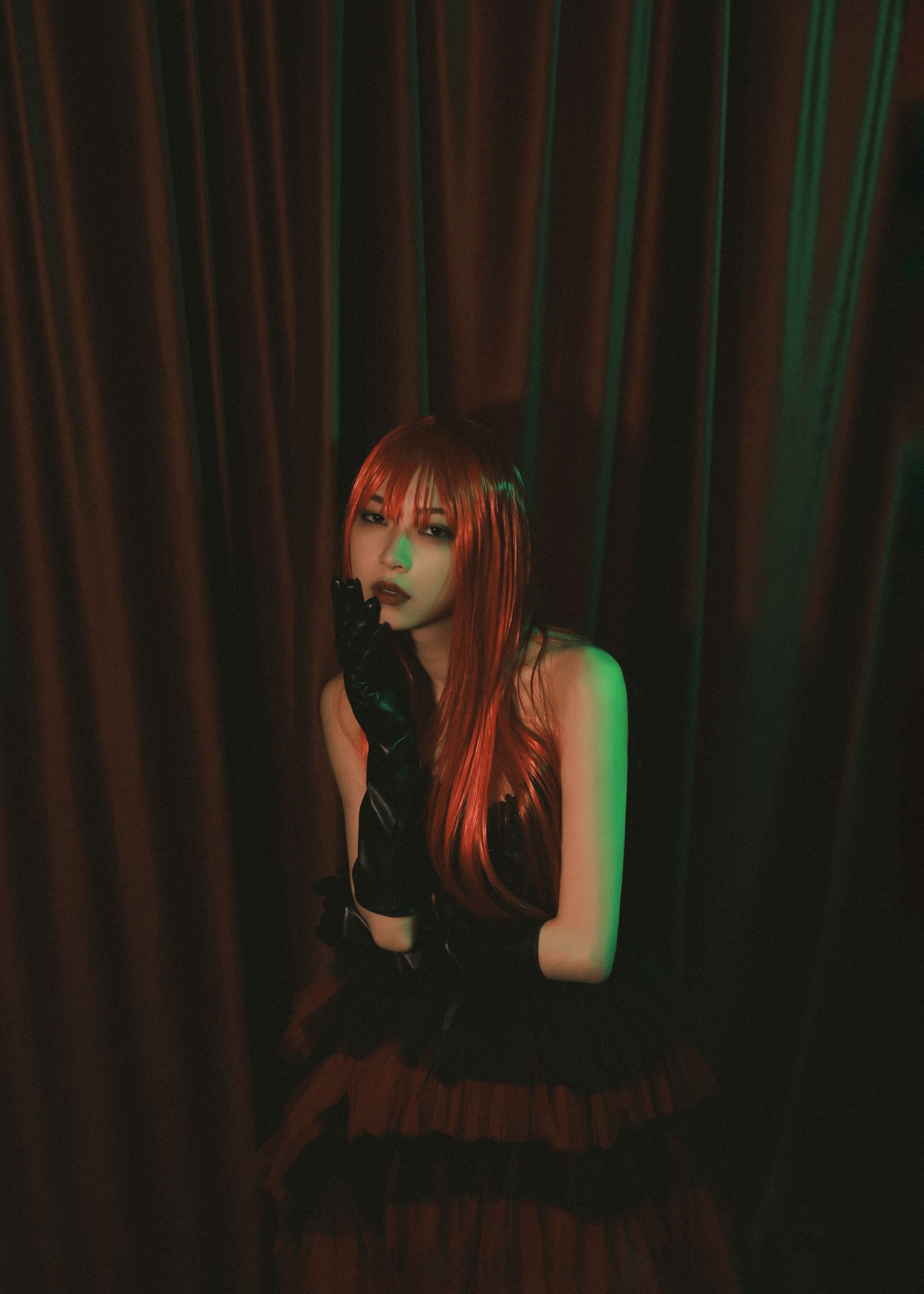 大何 – 《荒诞日记》[26P]