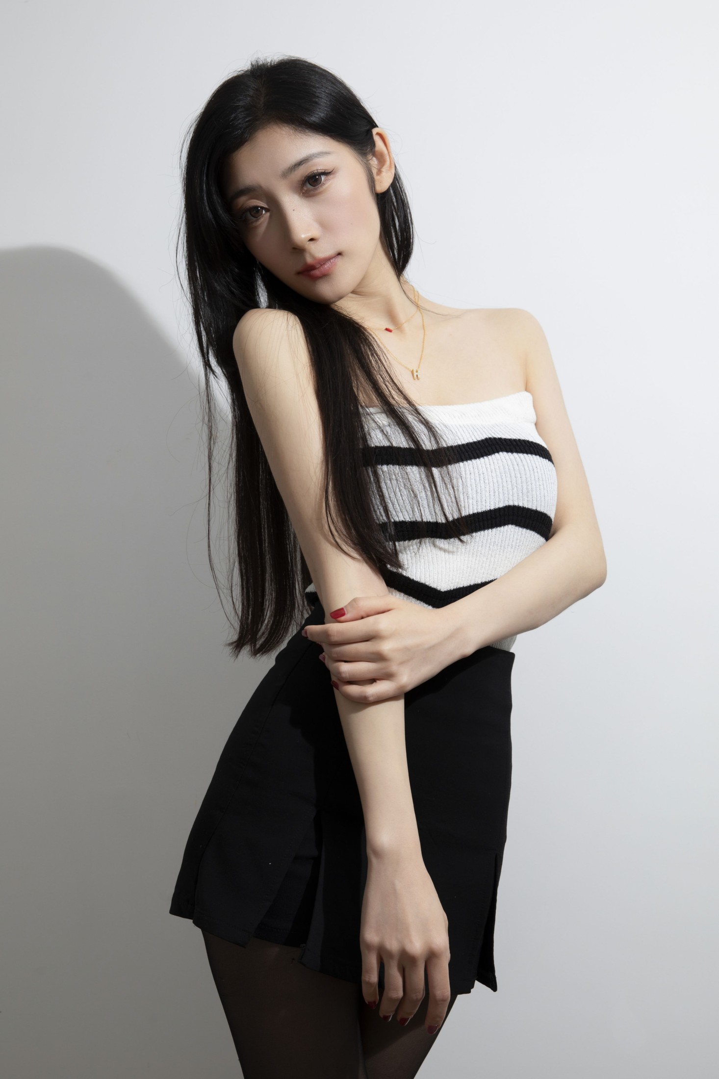 YFALA – 《BLACK YSL》[34P]