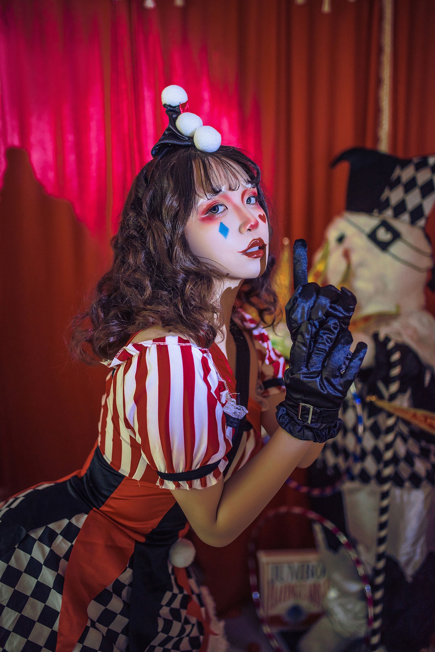 哈莉罗亚 – 《沉睡的马戏团》[23P]