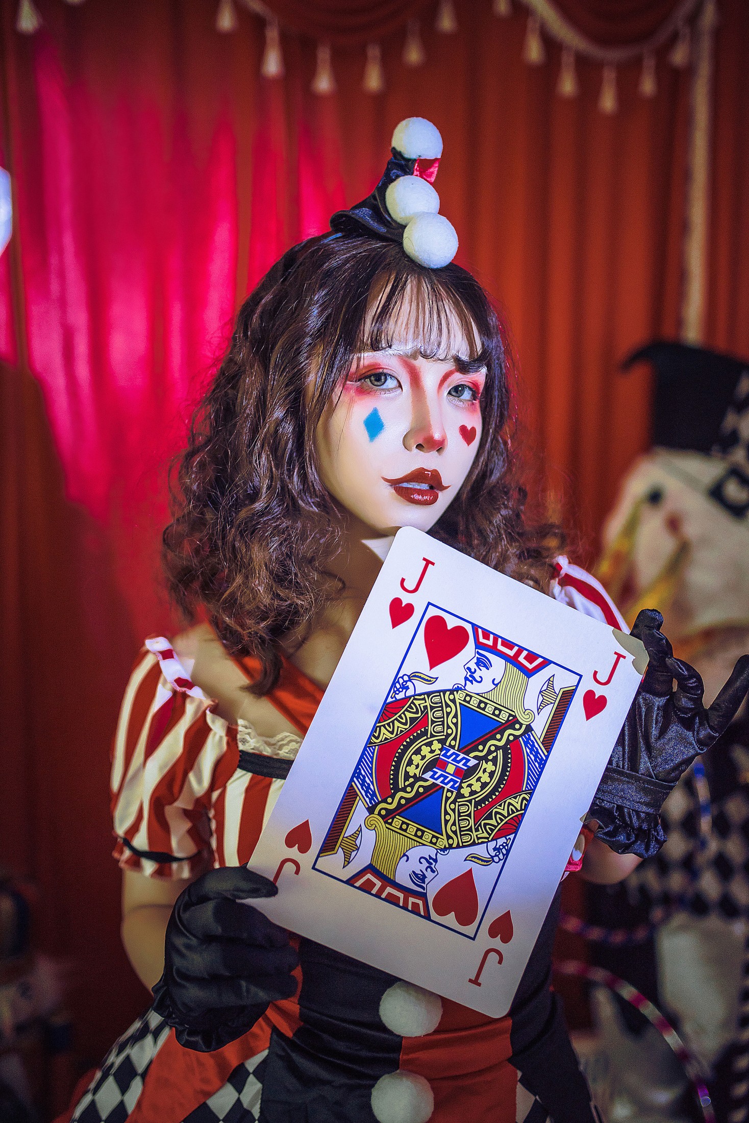 哈莉罗亚 – 《沉睡的马戏团》[23P]