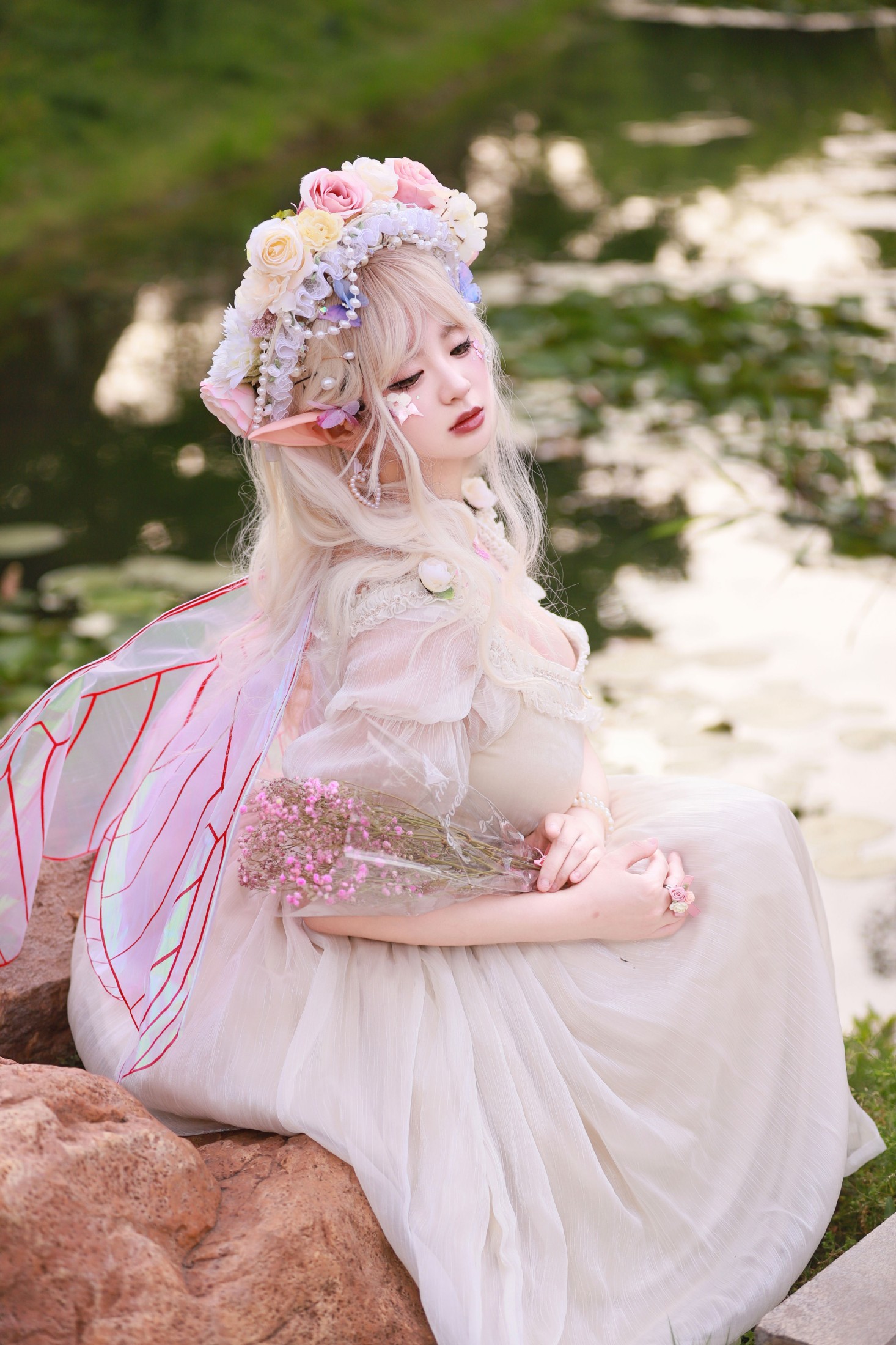 不可爱的禾禾喵 – 《白精灵》[22P]