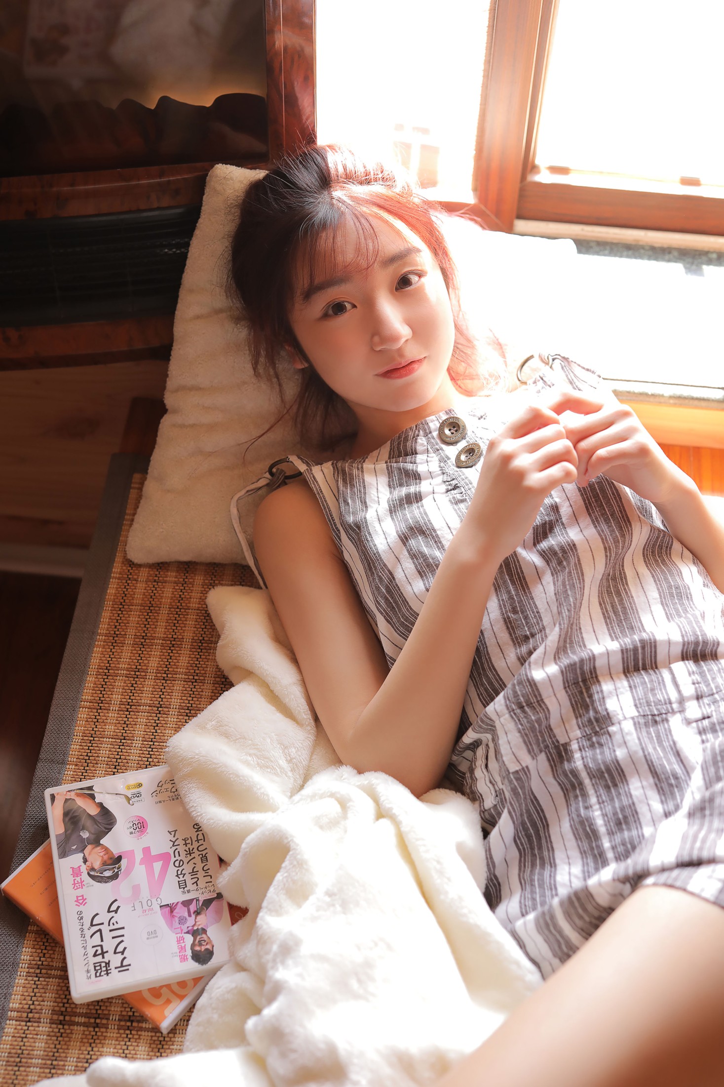 婷婷 – 《小小飞木屋》[23P]