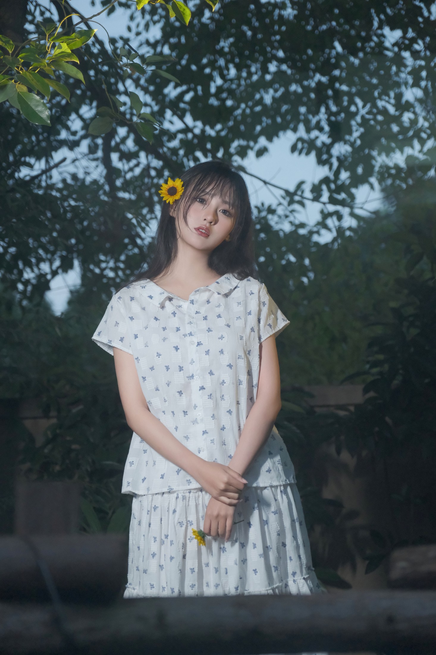 一条懒虫 – 《暮色》[22P]