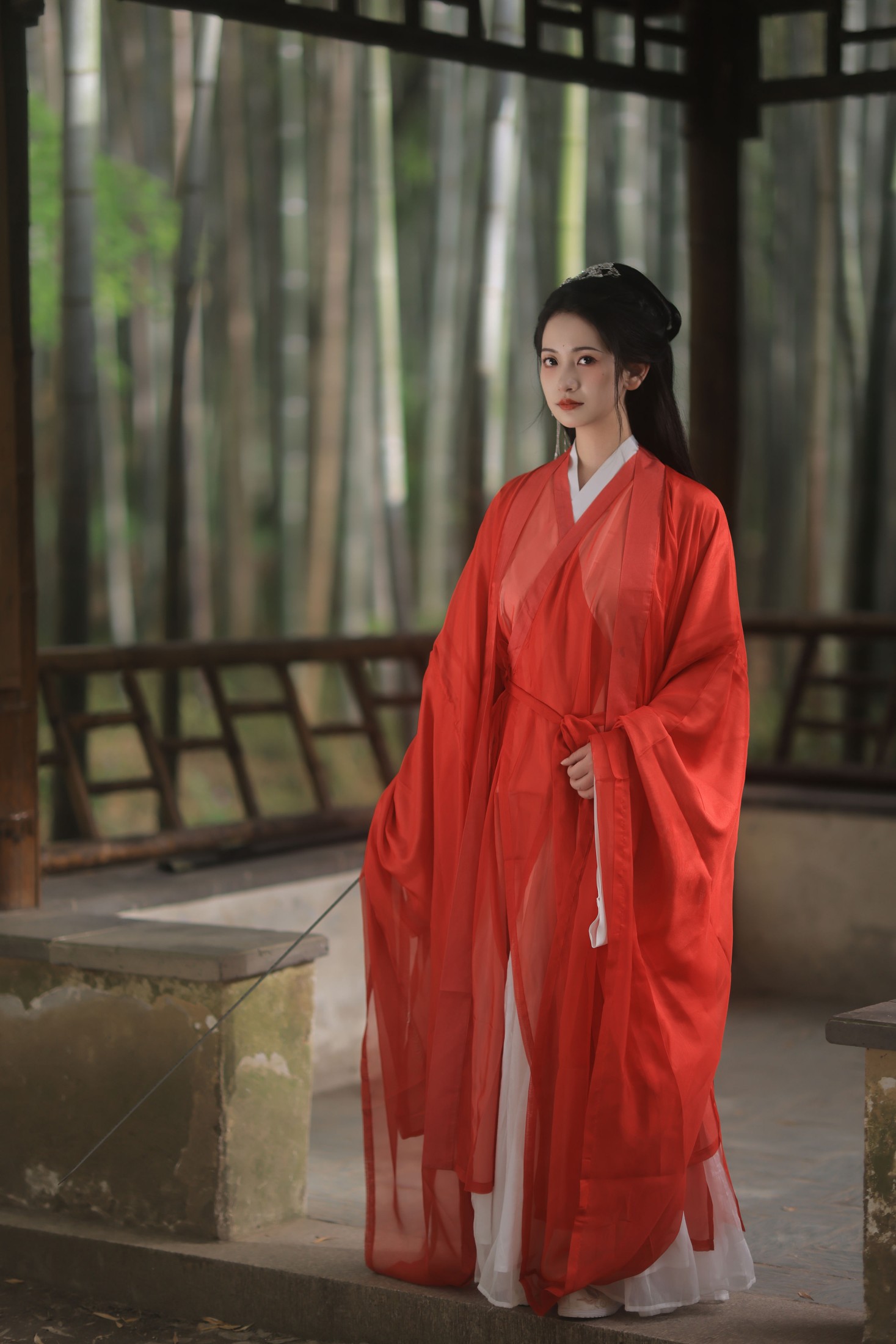 言小七 – 《红衣女子》[29P]