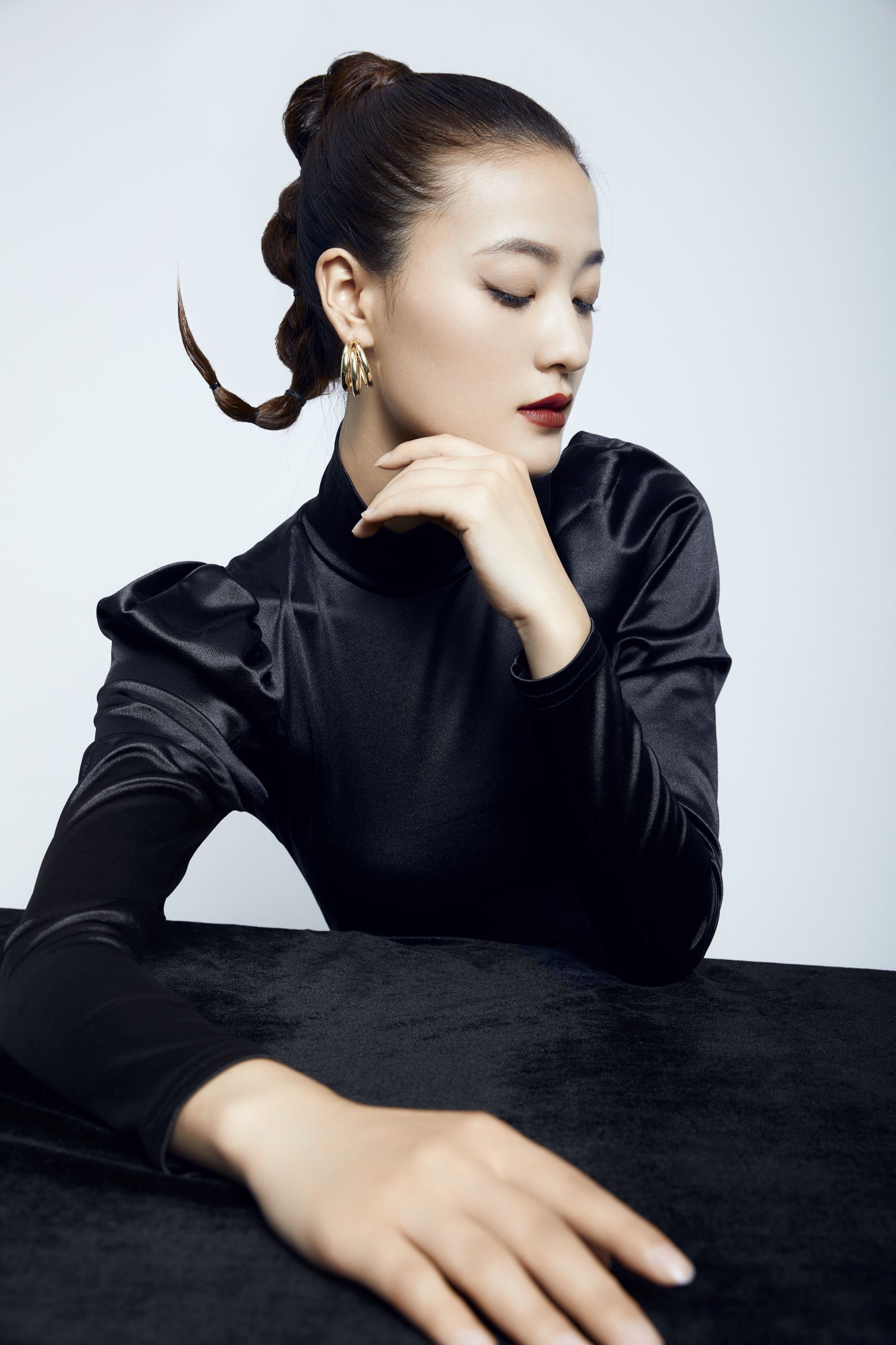 周旭旭 – 《EASTERN AESTHETICS》[26P]