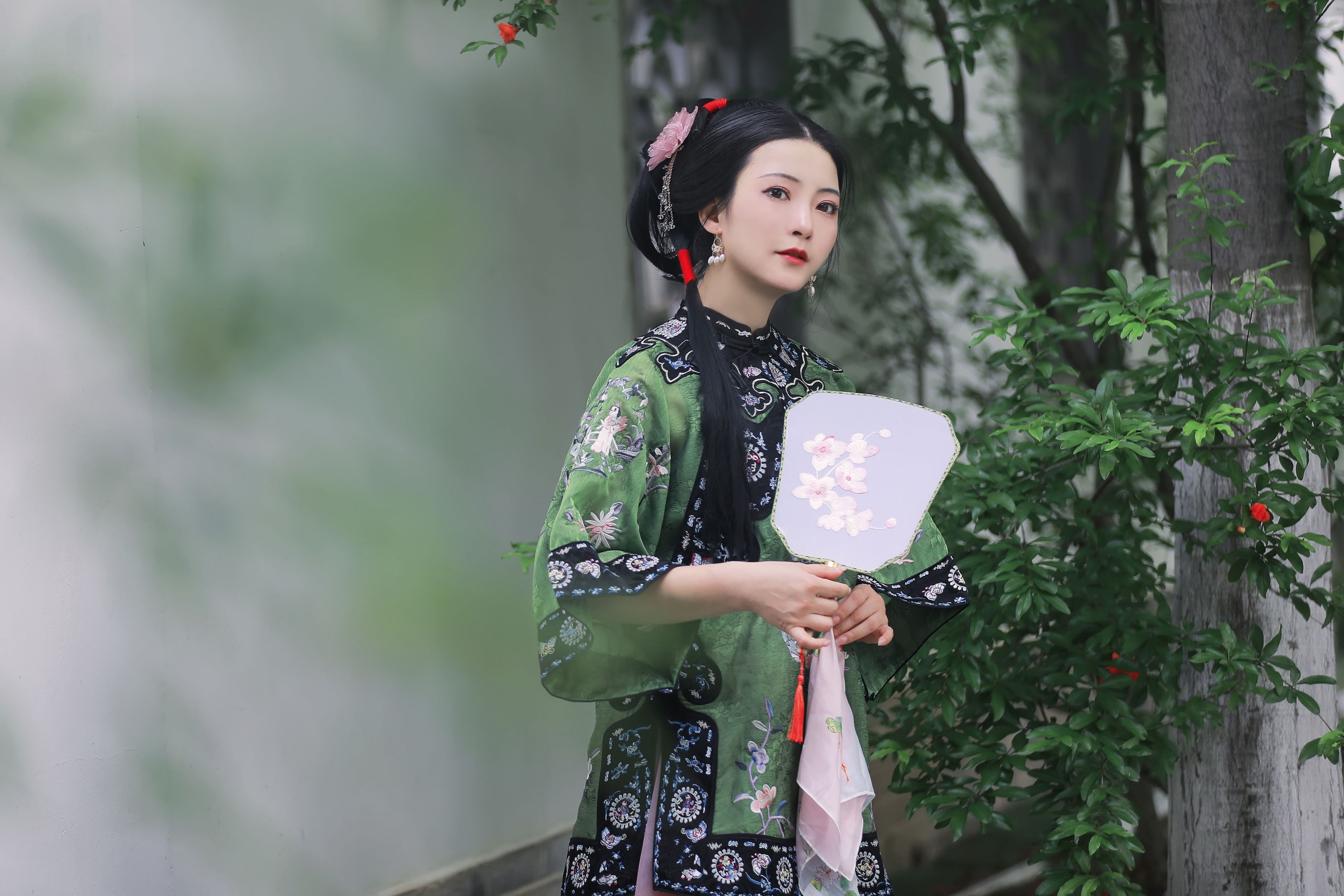 猫子子 – 《绿意浓》[22P]