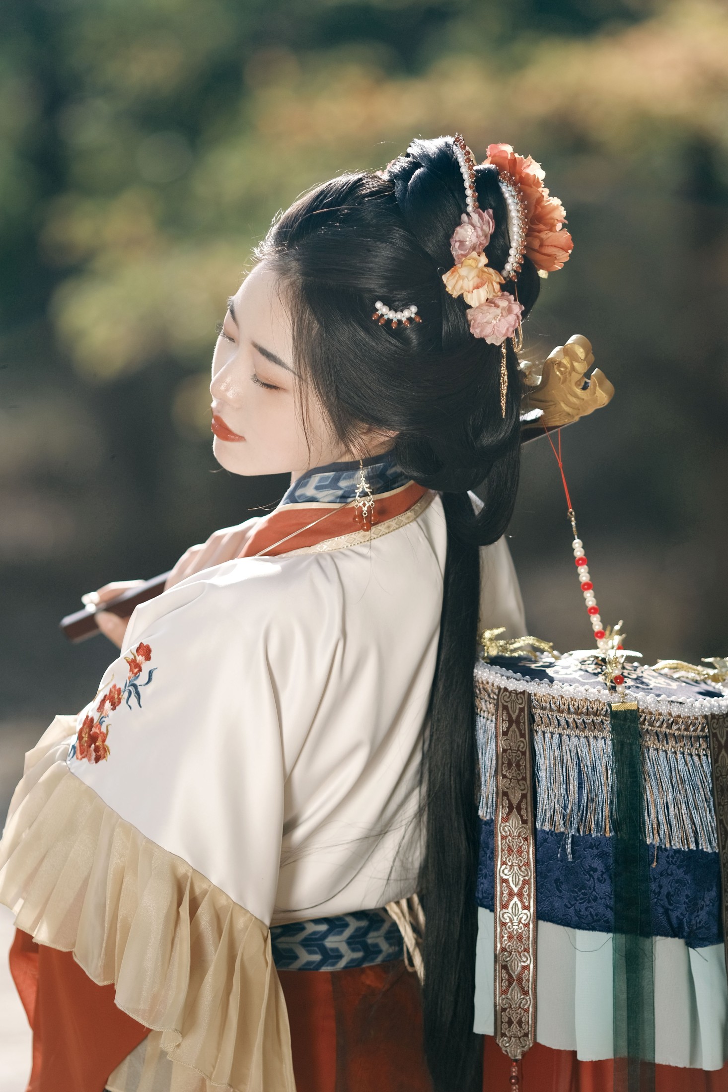 小吉Gil – 《叶落知秋》[27P]