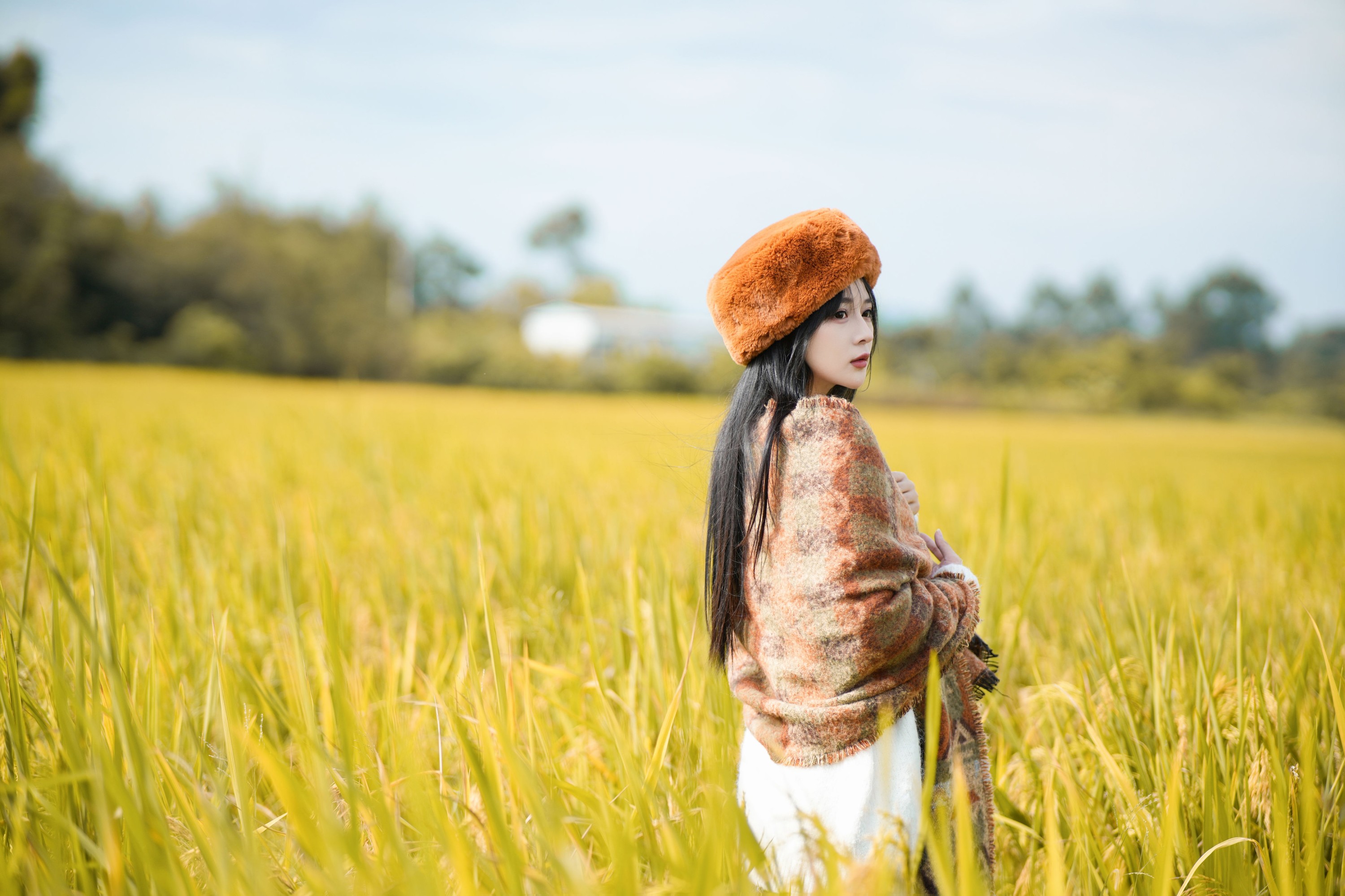 我是小岁岁 – 《风儿低语，寻找耳边的温柔》[26P]