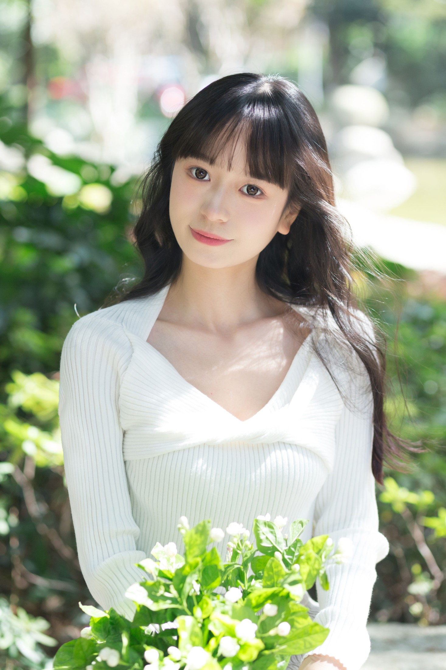 鄢韵琳 – 《关于茉莉》[26P]