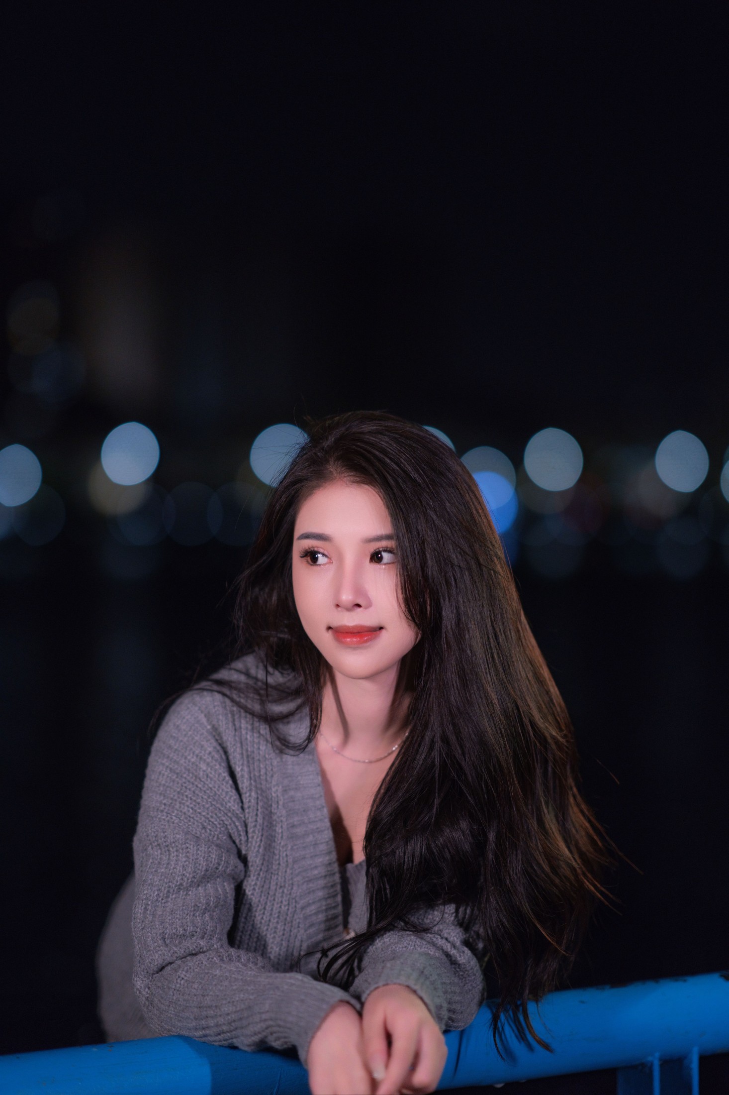 肉肉roro – 《夜色下的邂逅》[25P]