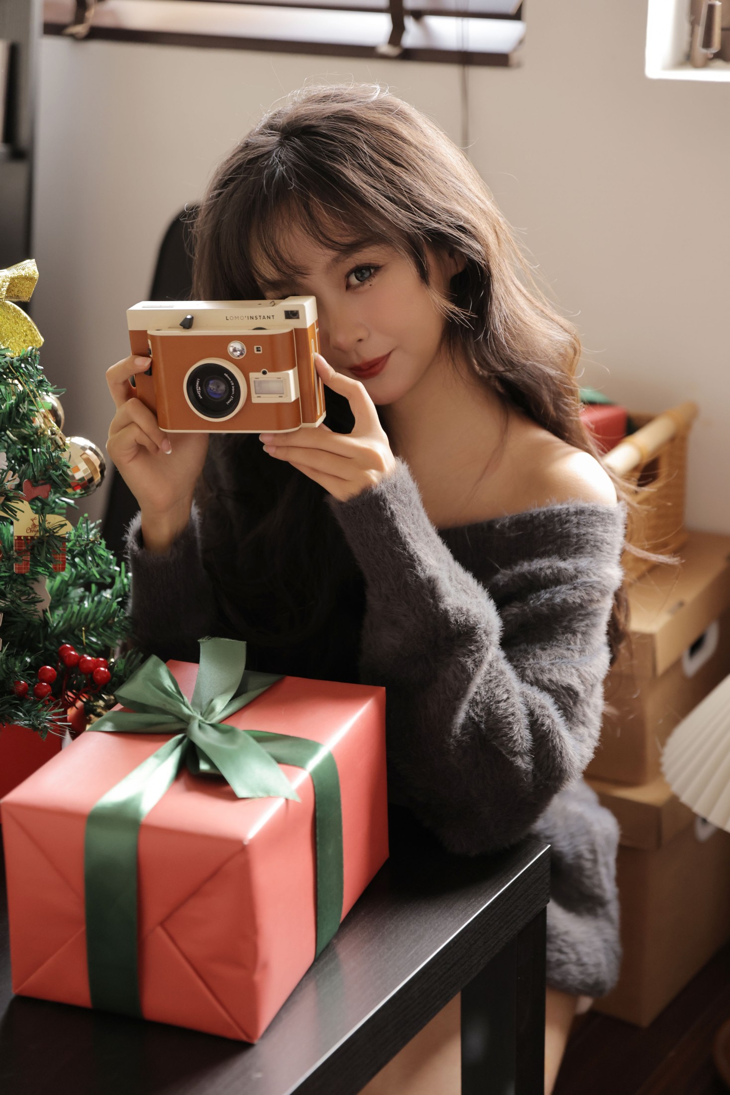 一条懒虫 – 《圣诞》[24P]